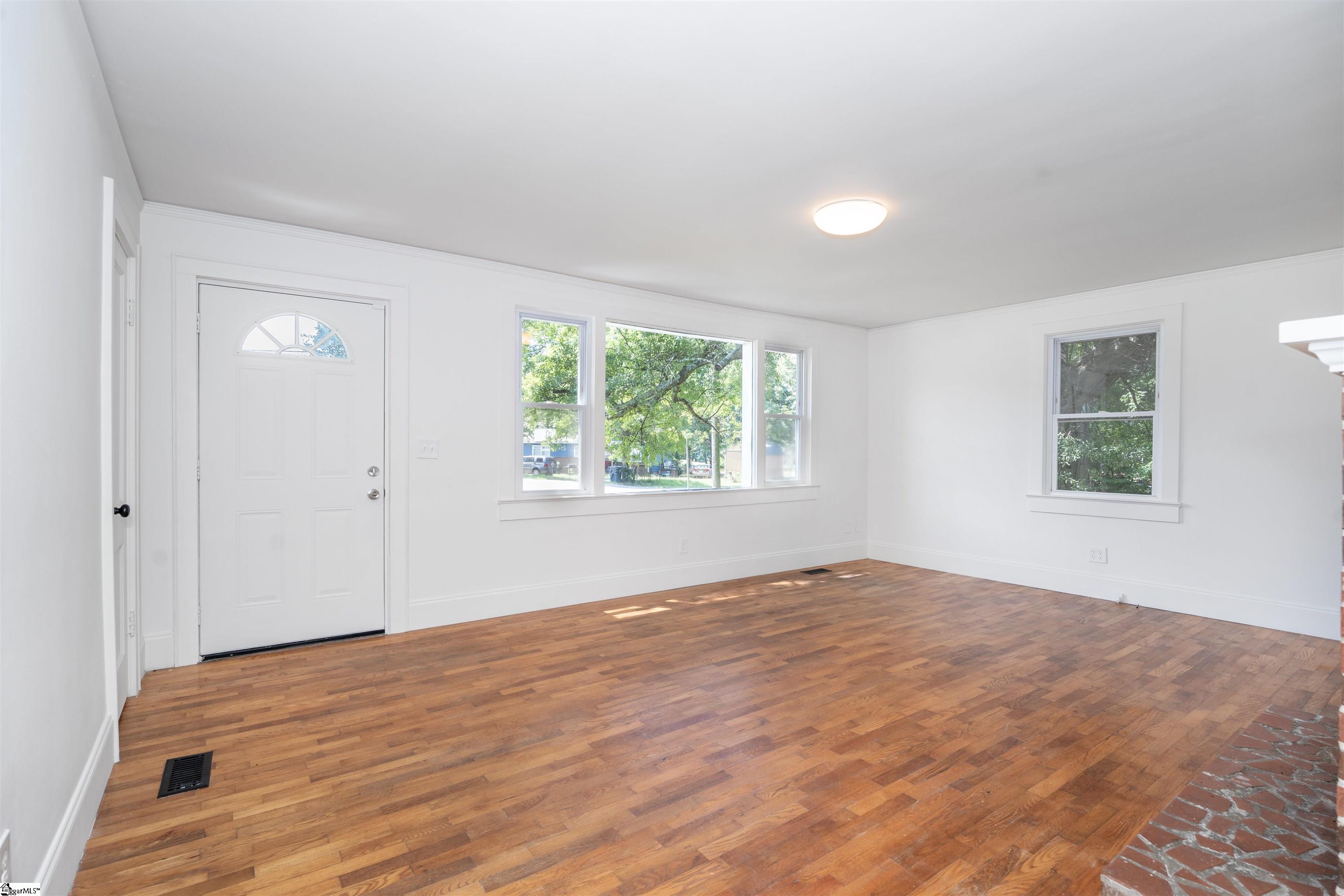 401 Welcome Avenue Greenville, SC 29611