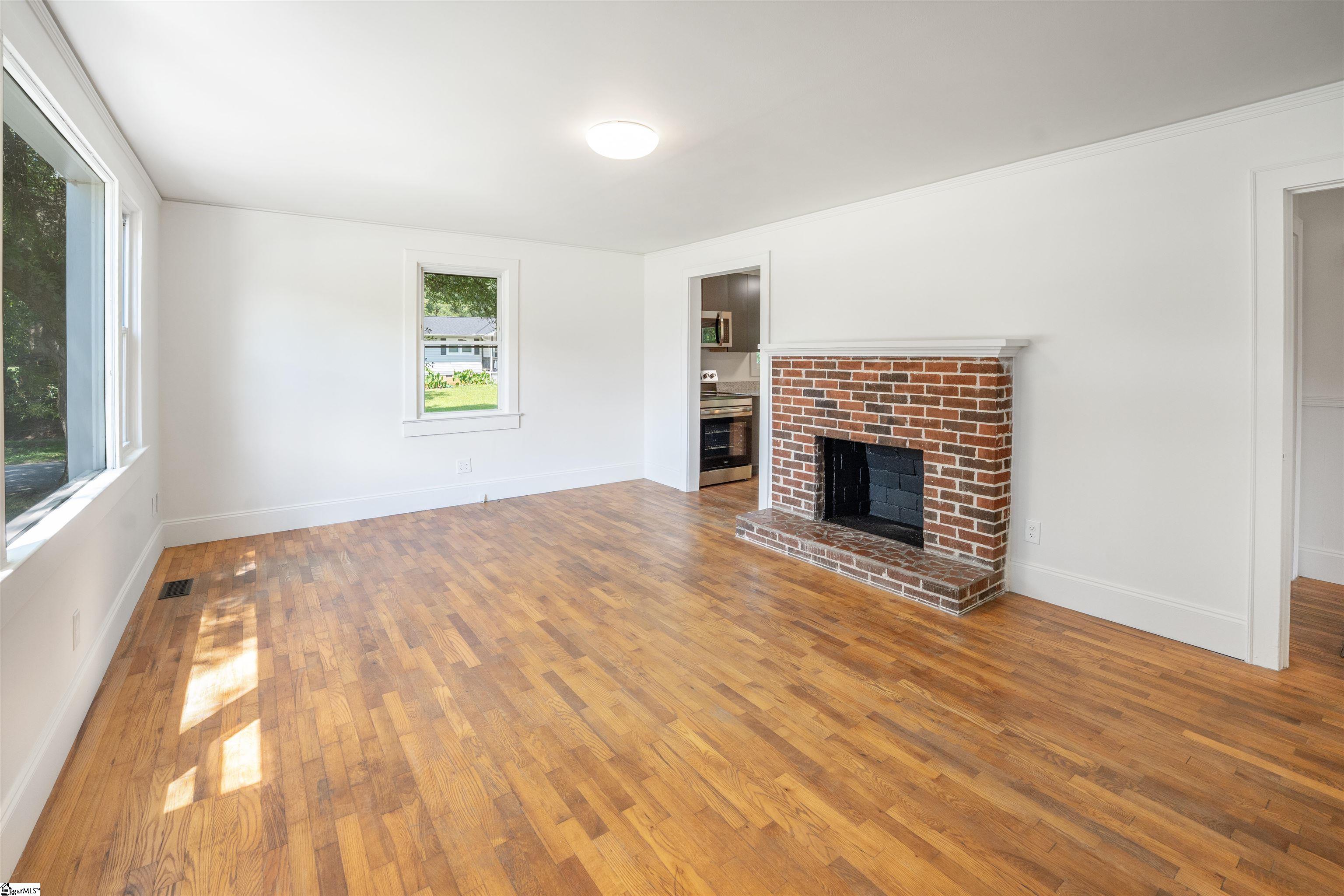401 Welcome Avenue Greenville, SC 29611