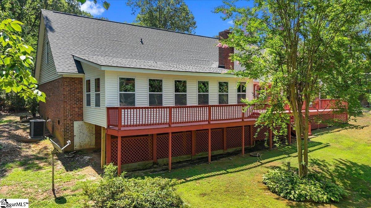 1 Dove Tree Road Greenville, SC 29615