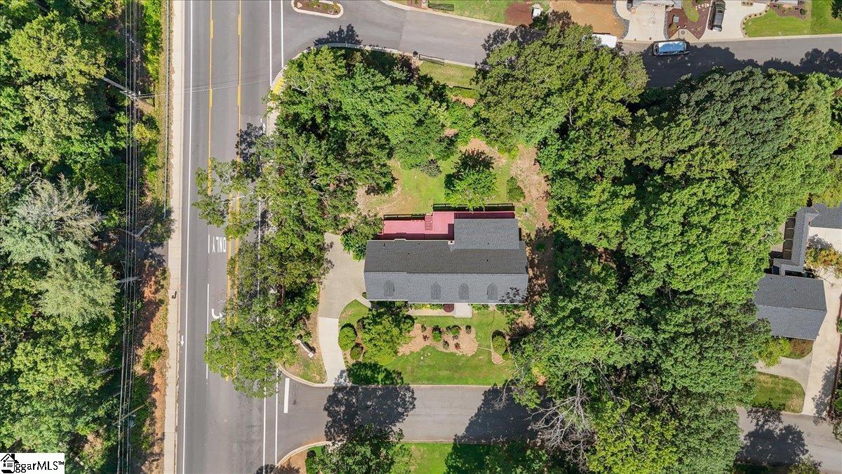 1 Dove Tree Road Greenville, SC 29615