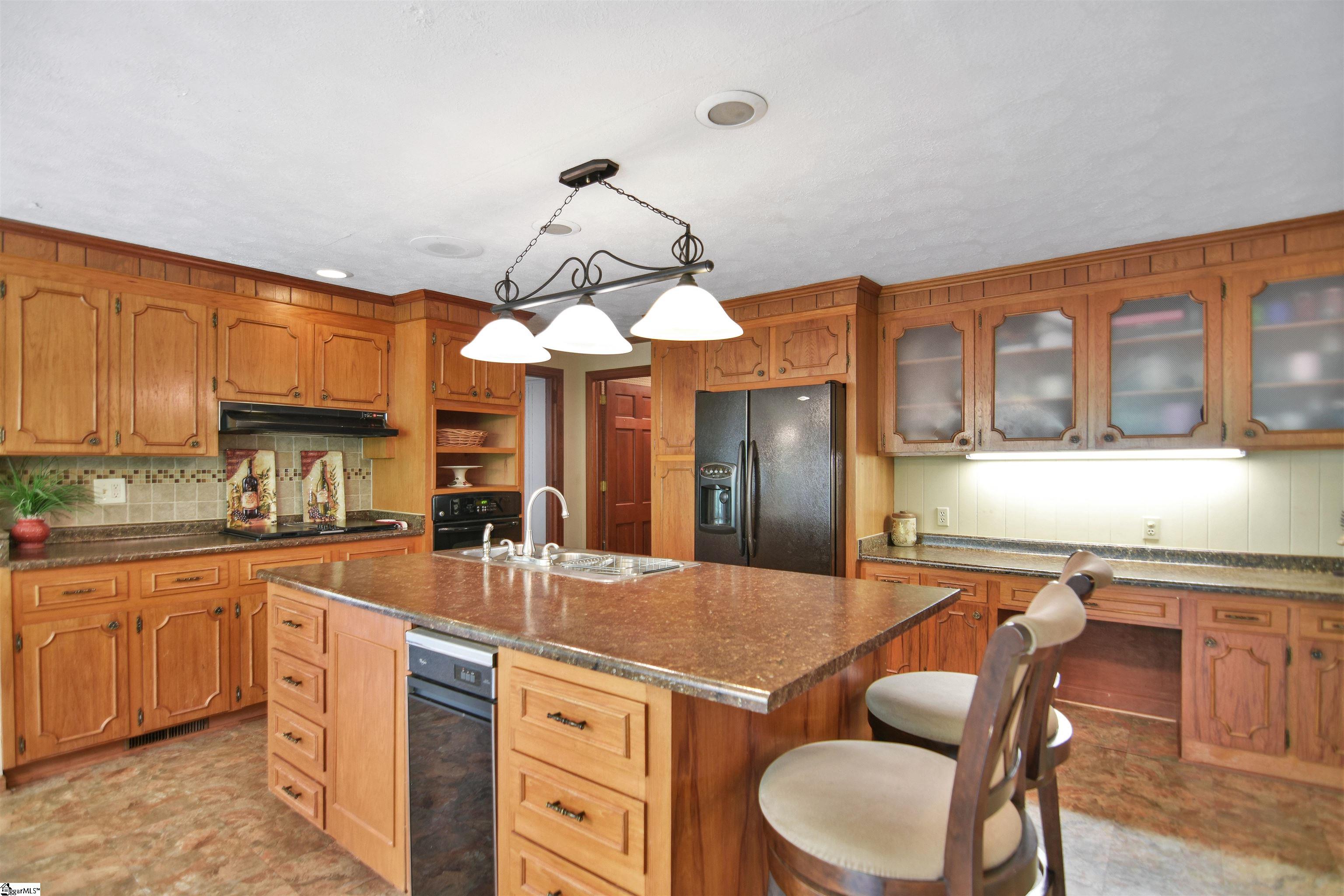 118 Knollview Drive Greenville, SC 29611