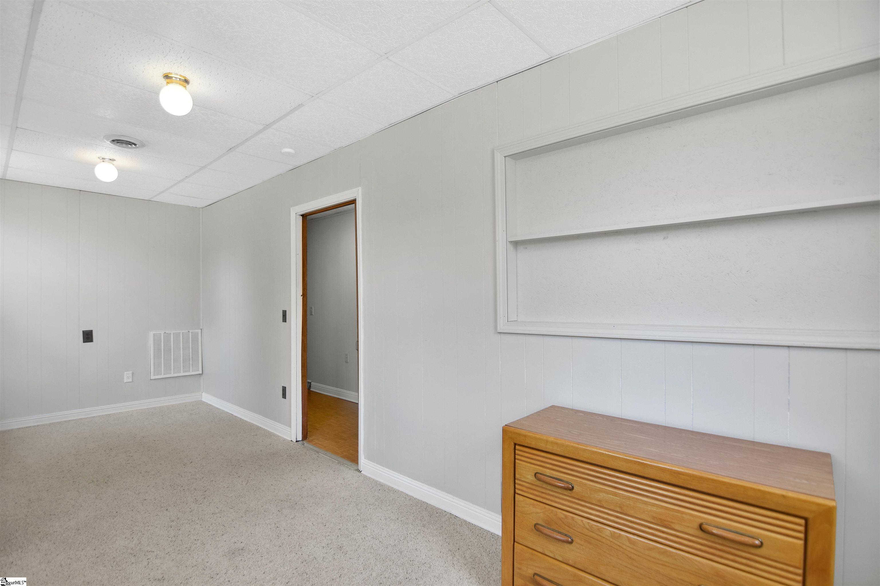 118 Knollview Drive Greenville, SC 29611
