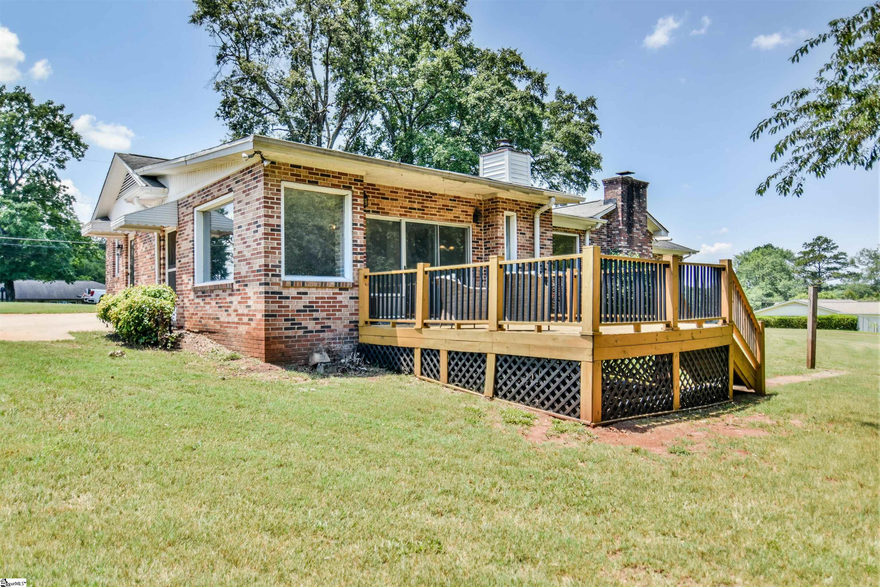 118 Knollview Drive Greenville, SC 29611