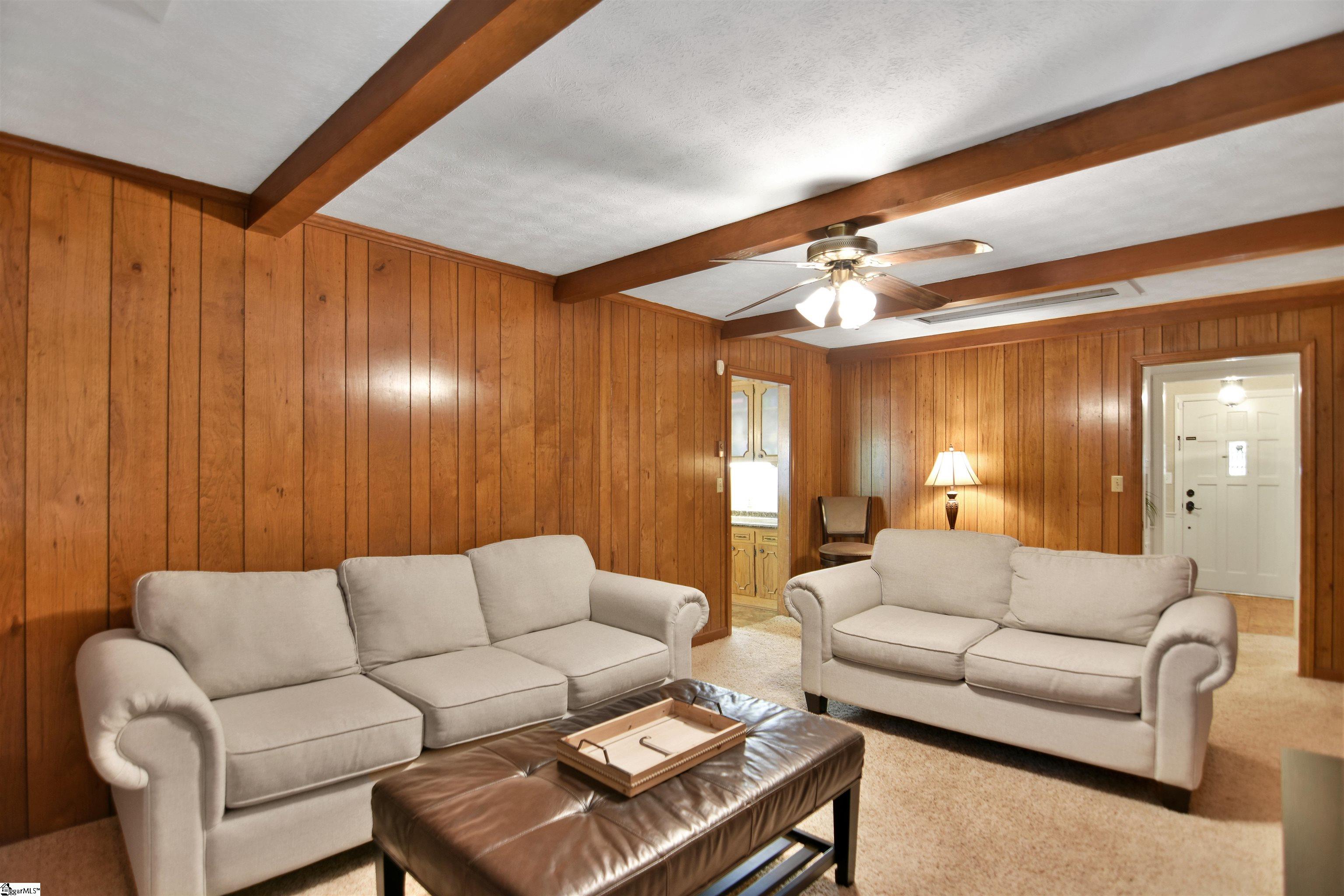 118 Knollview Drive Greenville, SC 29611
