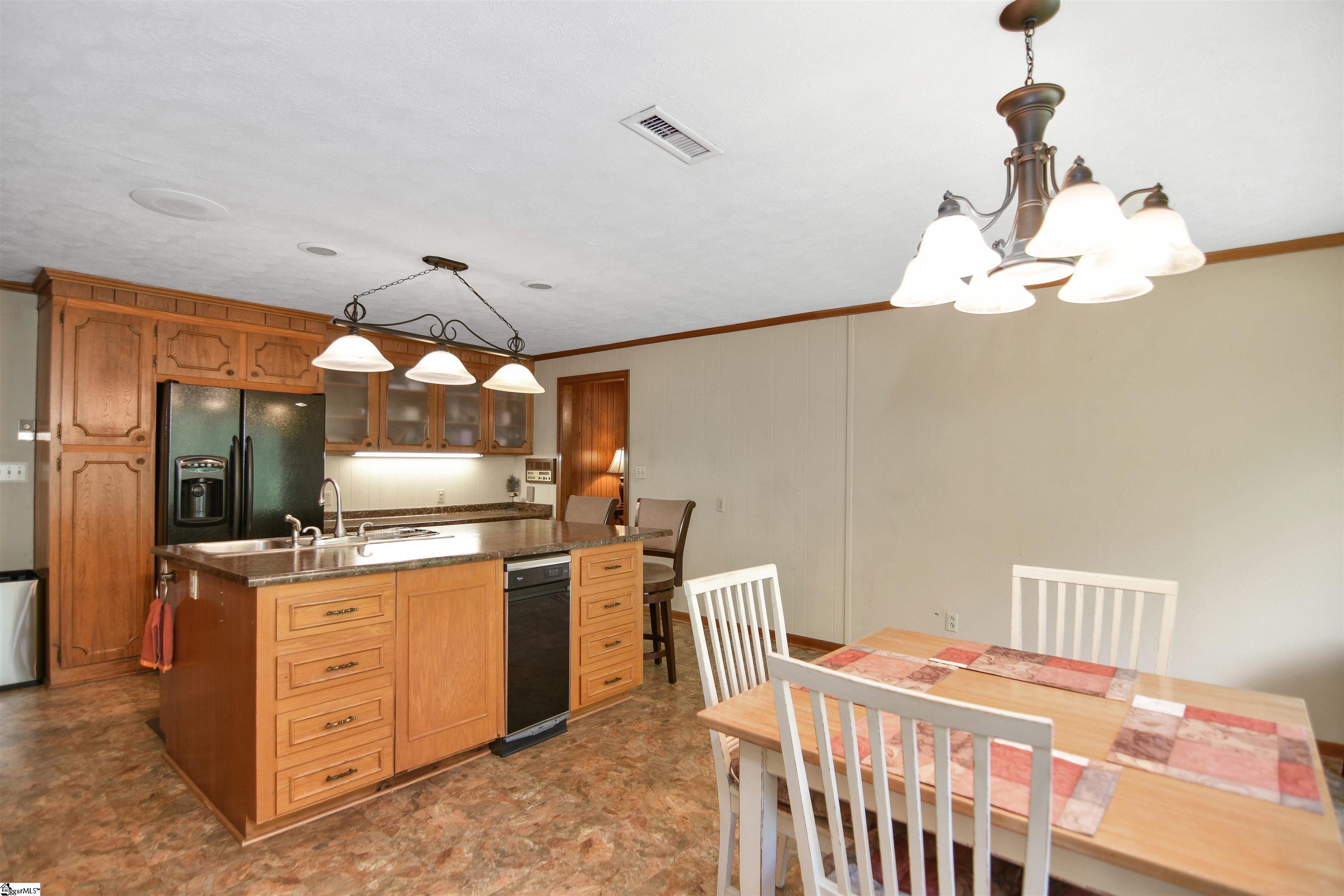 118 Knollview Drive Greenville, SC 29611