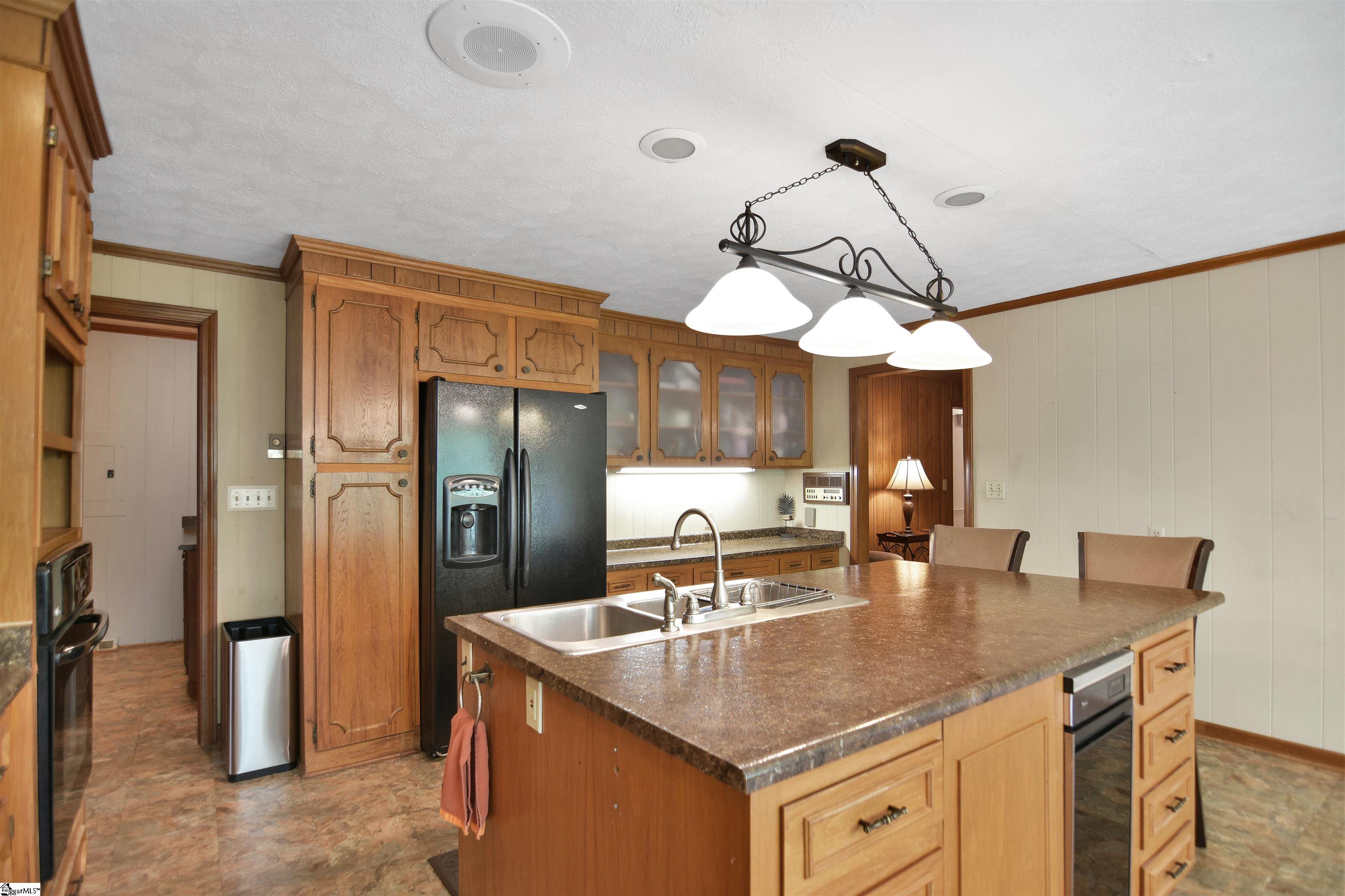 118 Knollview Drive Greenville, SC 29611