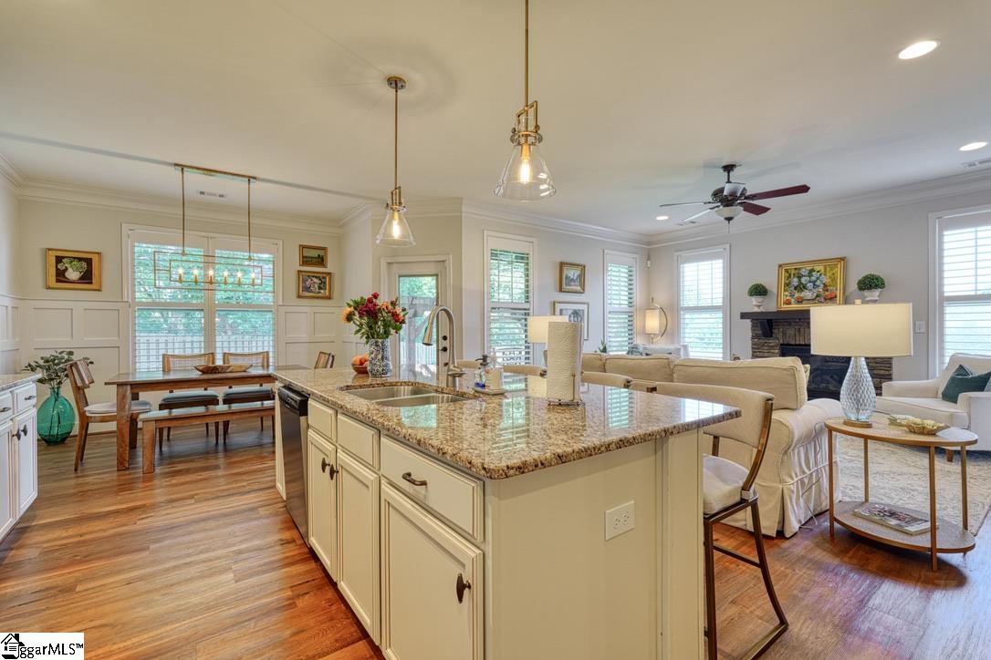 826 Lynshire Lane Moore, SC 29369
