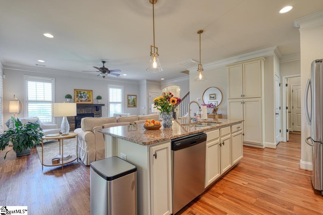 826 Lynshire Lane Moore, SC 29369