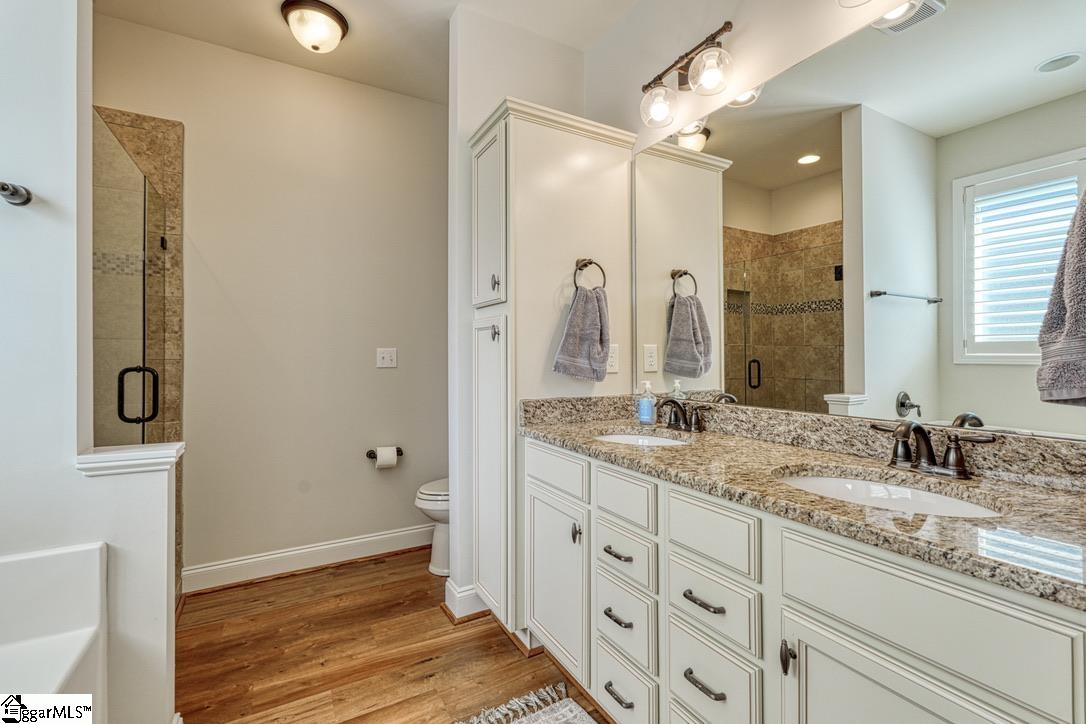826 Lynshire Lane Moore, SC 29369