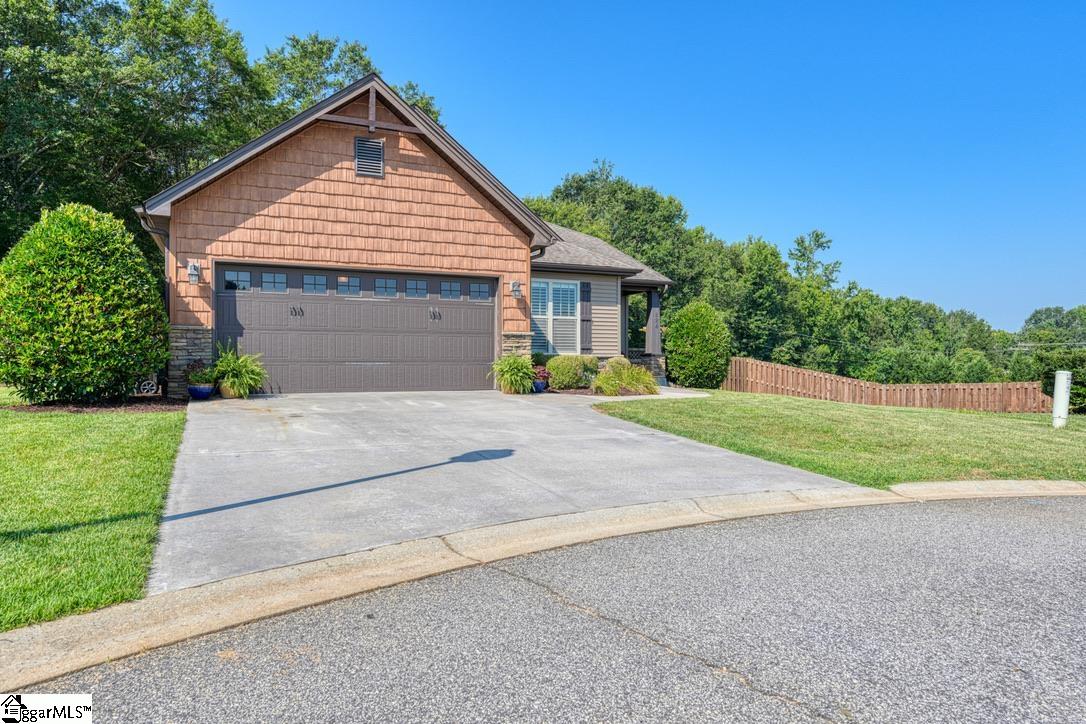 826 Lynshire Lane Moore, SC 29369