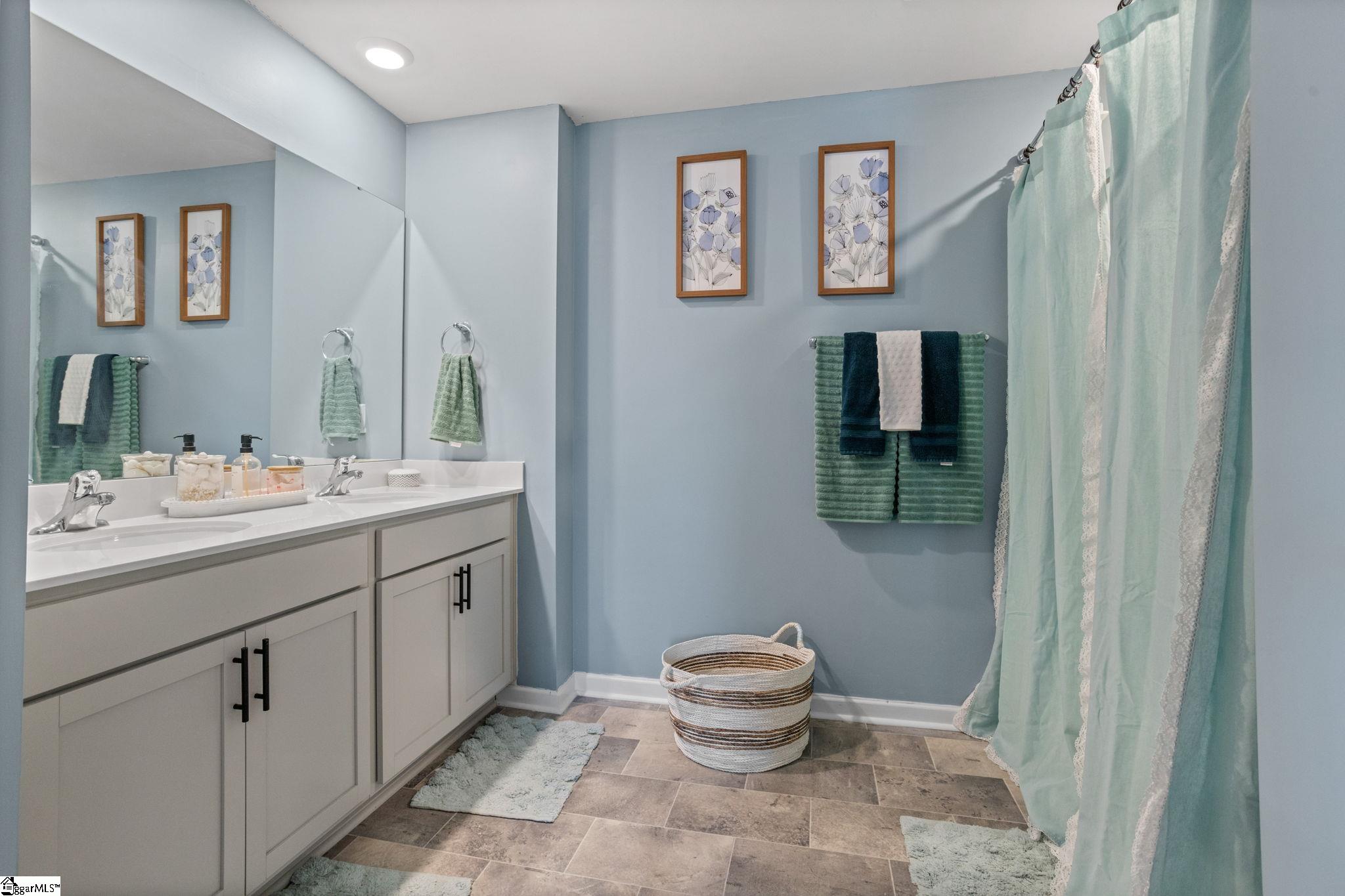 753 Ashwood Way Easley, SC 29640