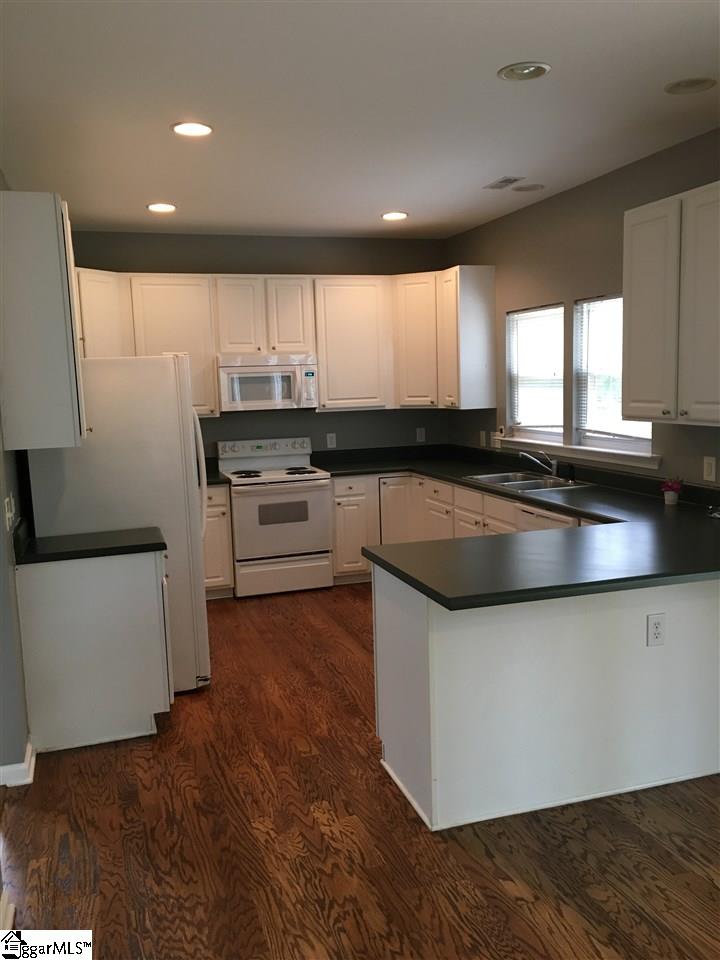 30 Halehaven Drive Simpsonville, SC 29681