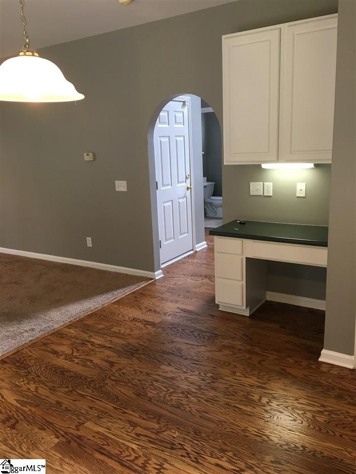 30 Halehaven Drive Simpsonville, SC 29681