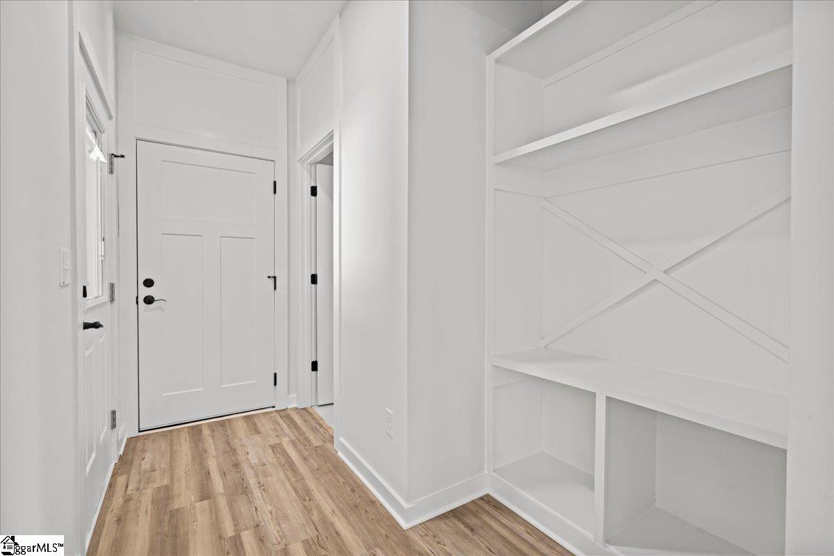 25 Harbor Drive Greenville, SC 29611