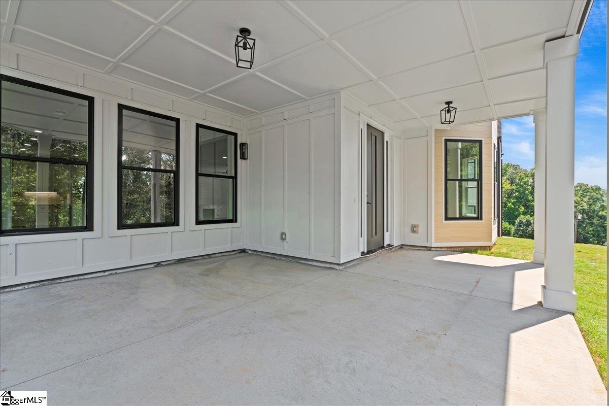 25 Harbor Drive Greenville, SC 29611