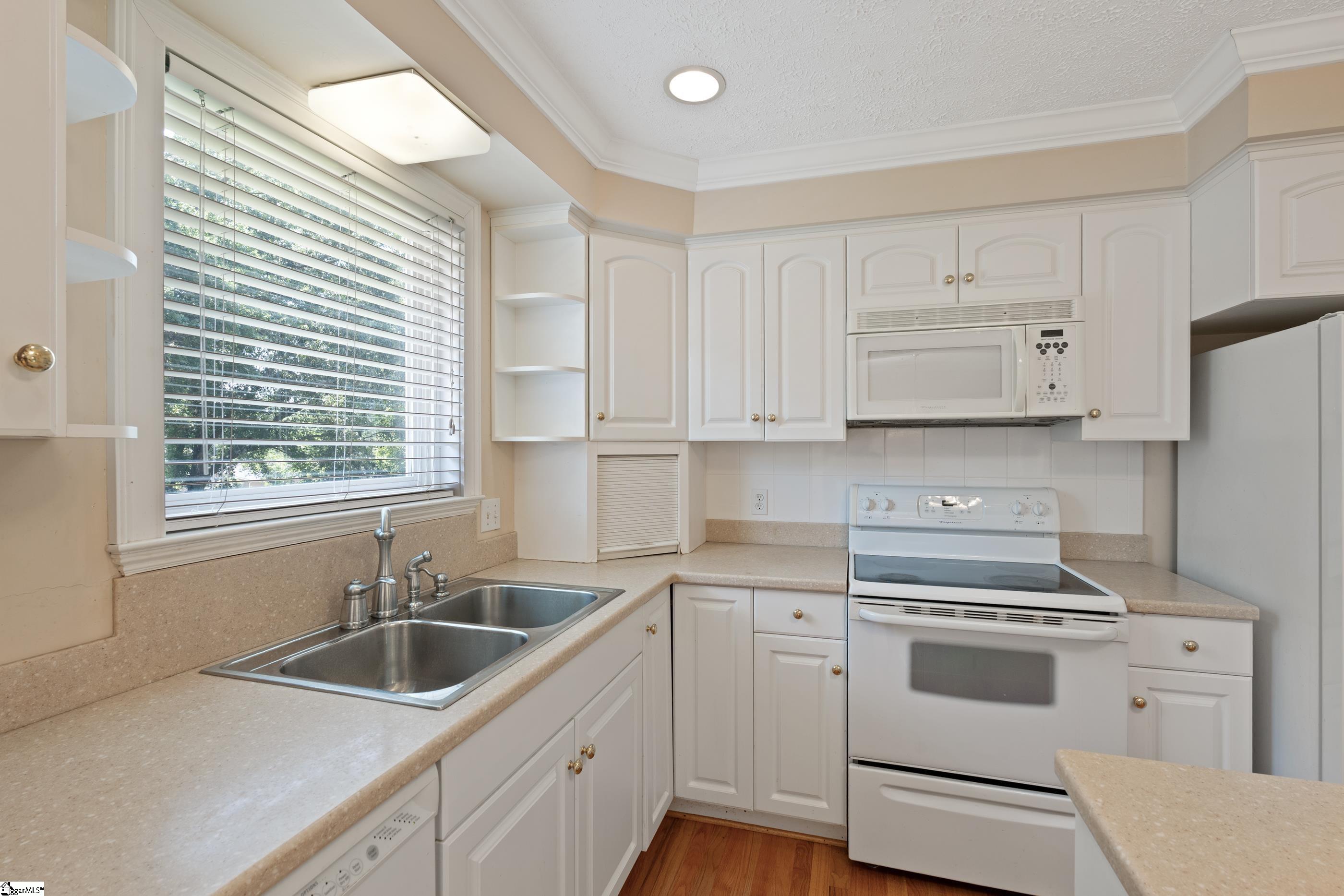 725 Parkins Mill Road Greenville, SC 29607