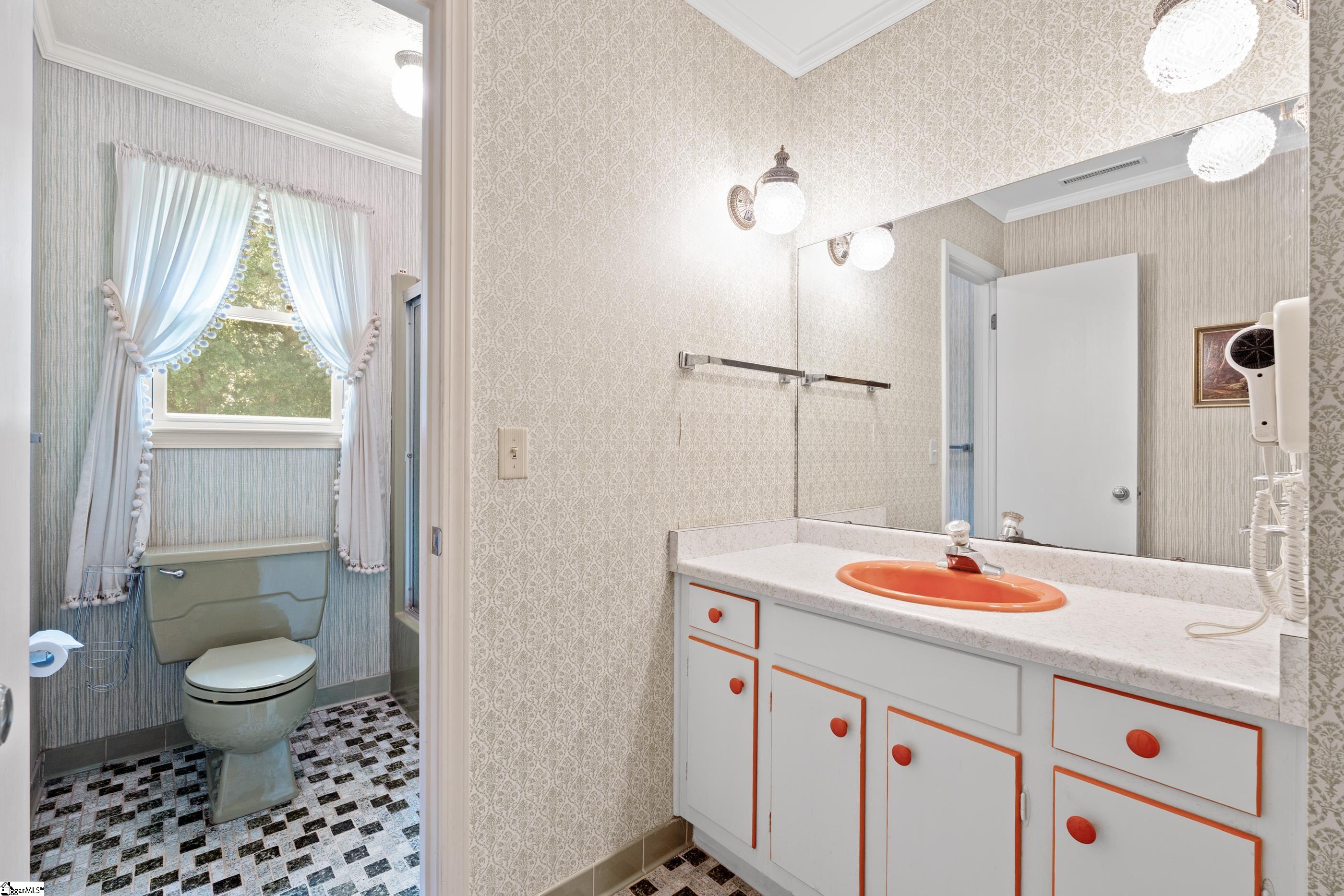 725 Parkins Mill Road Greenville, SC 29607
