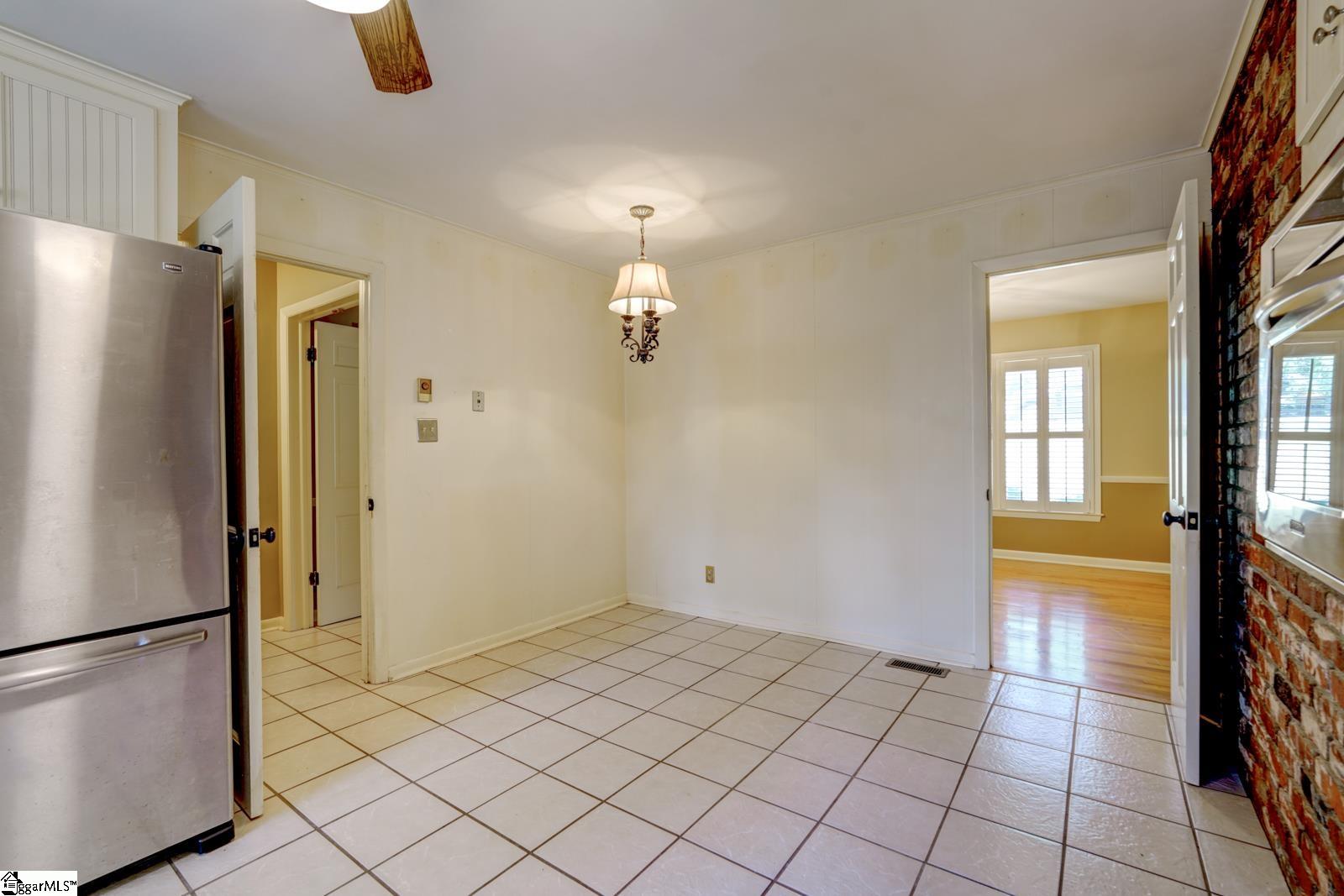 136 Henson Street Spartanburg, SC 29307
