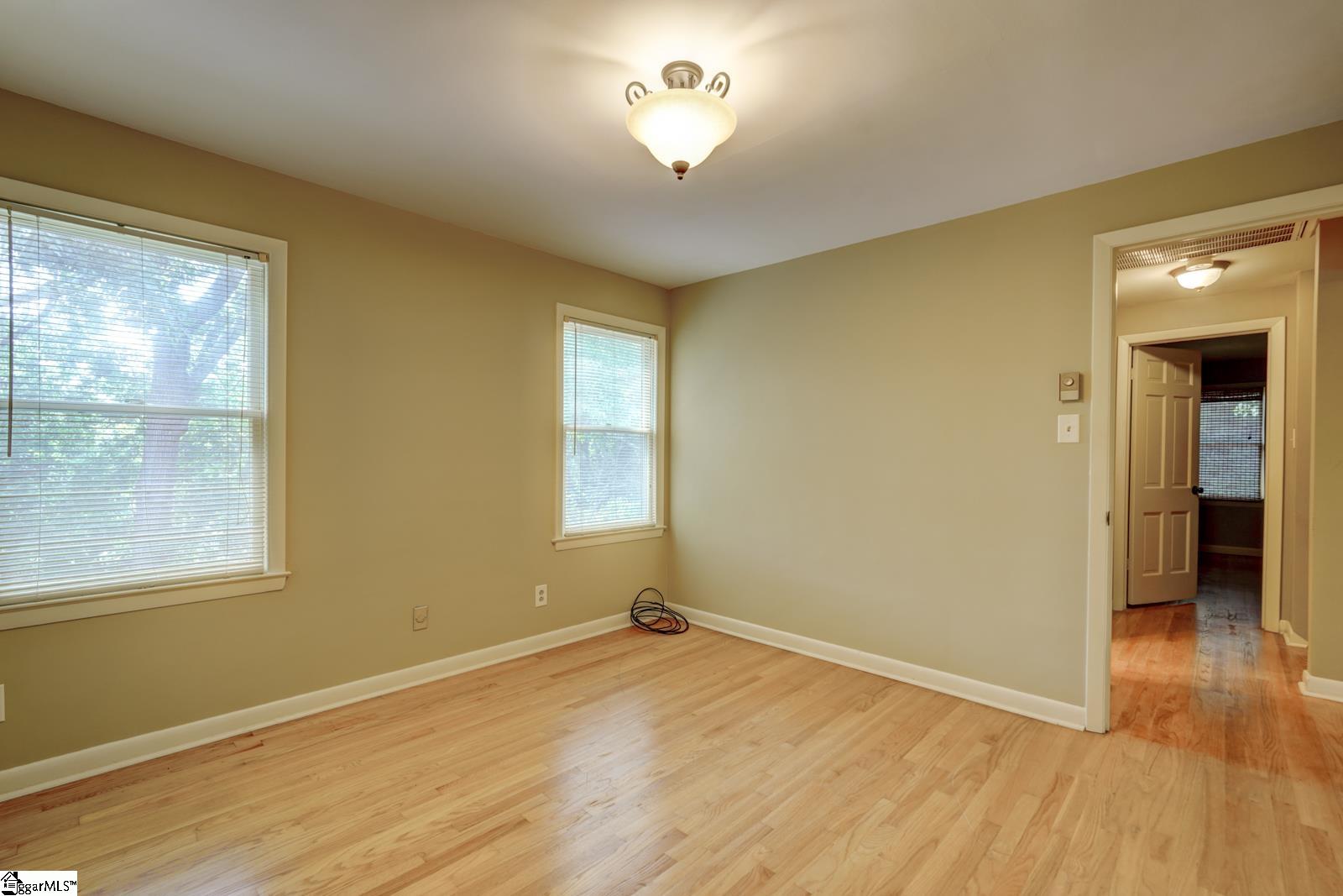 136 Henson Street Spartanburg, SC 29307