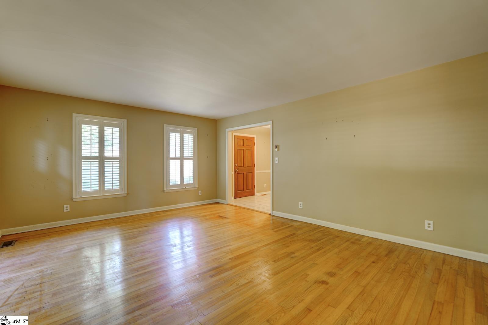 136 Henson Street Spartanburg, SC 29307