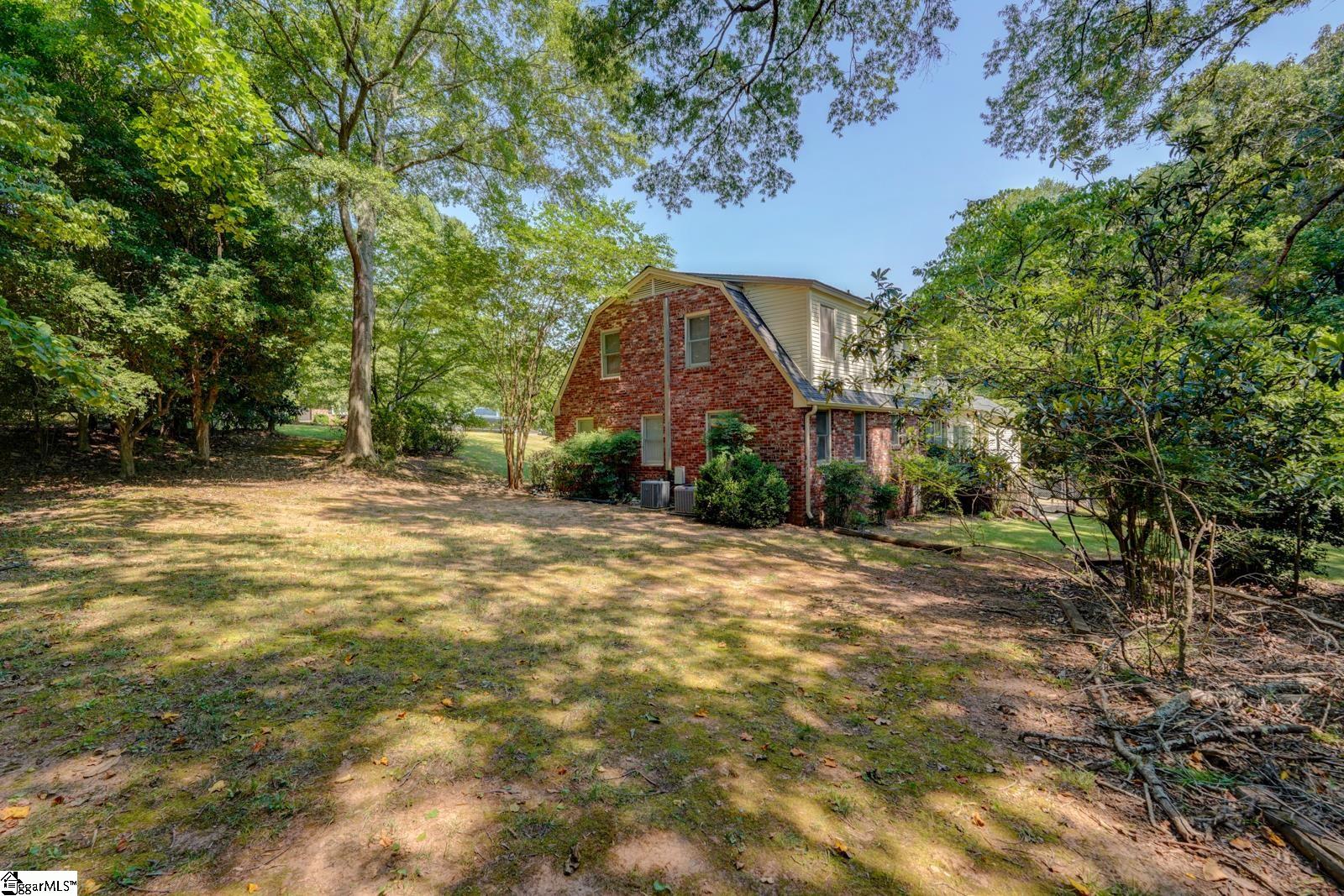 136 Henson Street Spartanburg, SC 29307