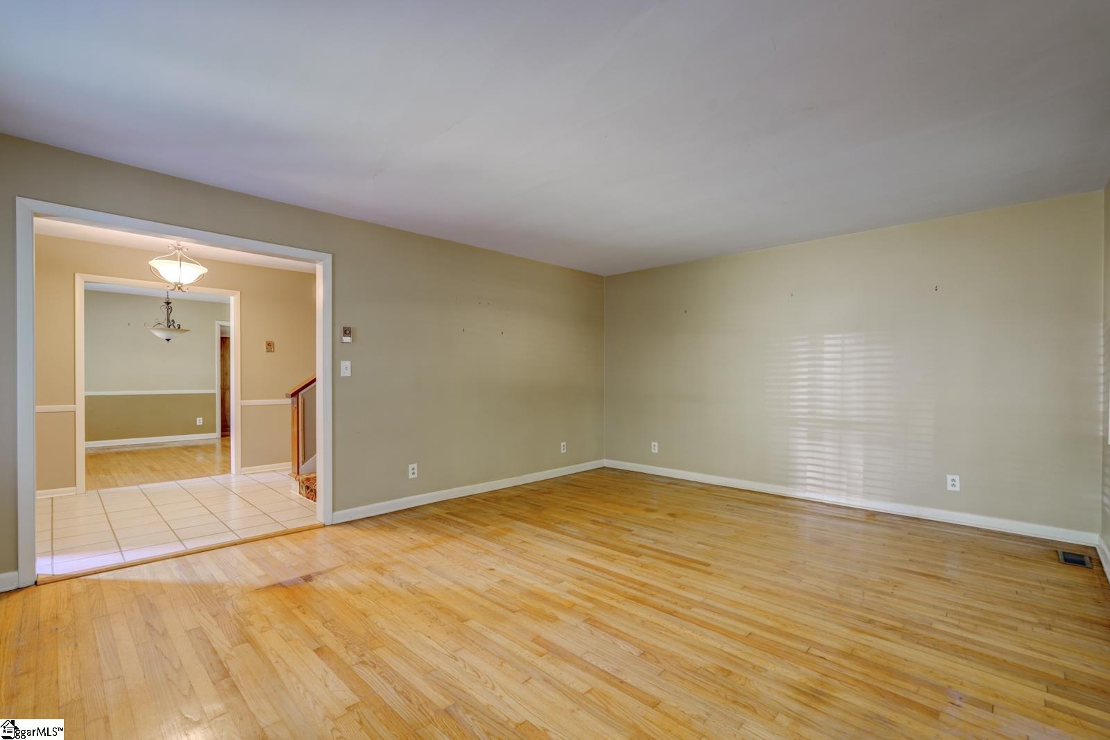 136 Henson Street Spartanburg, SC 29307