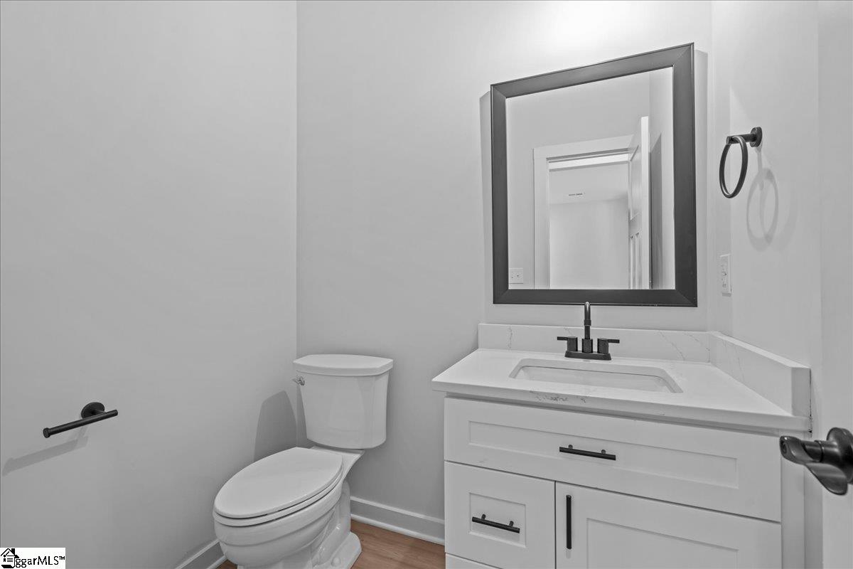 29 Harbor Drive Greenville, SC 29611