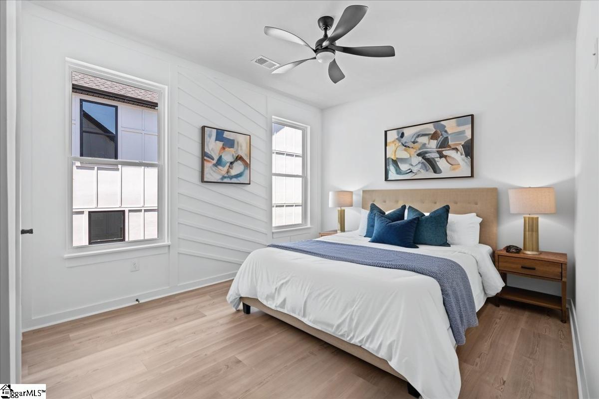 29 Harbor Drive Greenville, SC 29611