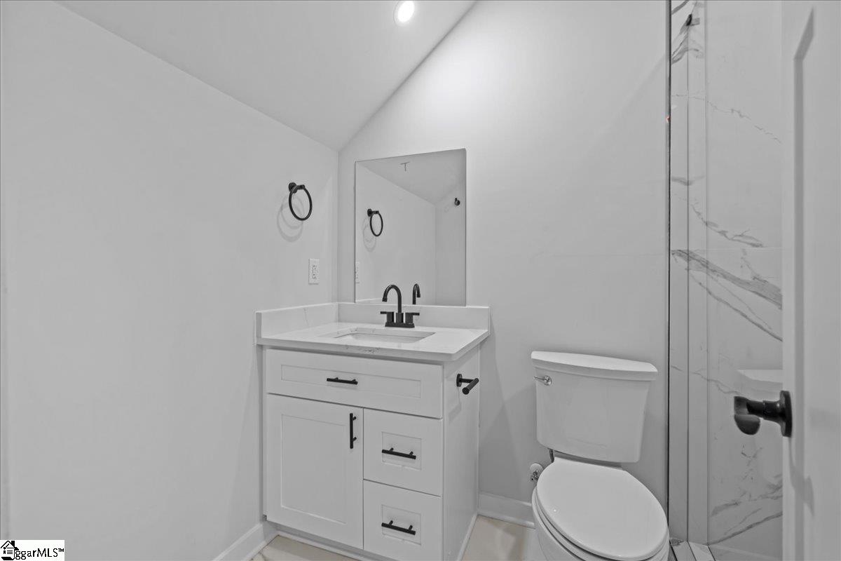 29 Harbor Drive Greenville, SC 29611