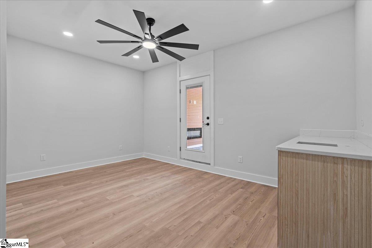 29 Harbor Drive Greenville, SC 29611