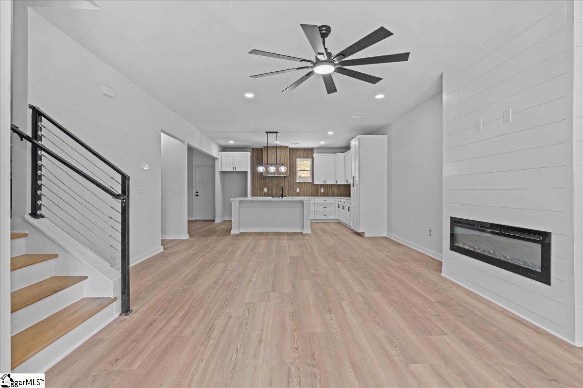 29 Harbor Drive Greenville, SC 29611