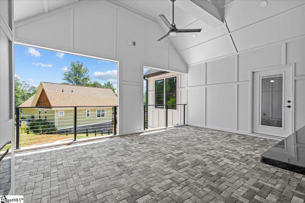 29 Harbor Drive Greenville, SC 29611