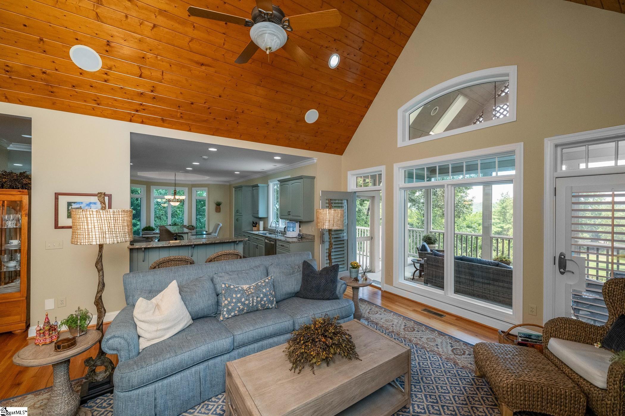 120 Links View Court Sunset, SC 29685