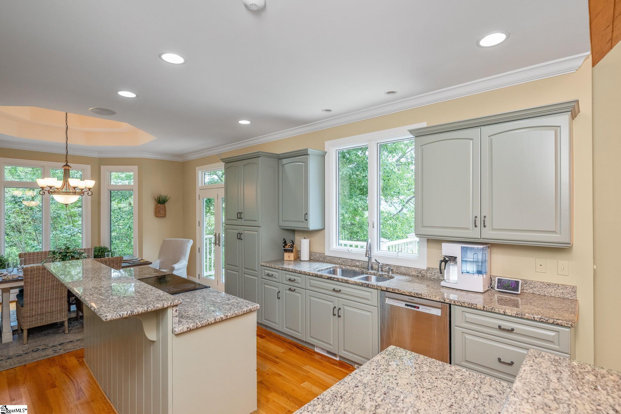 120 Links View Court Sunset, SC 29685