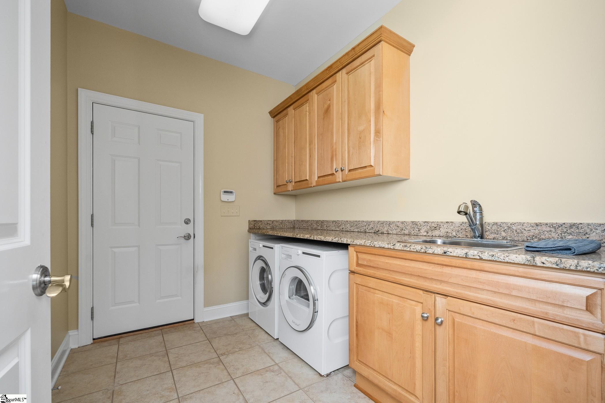120 Links View Court Sunset, SC 29685