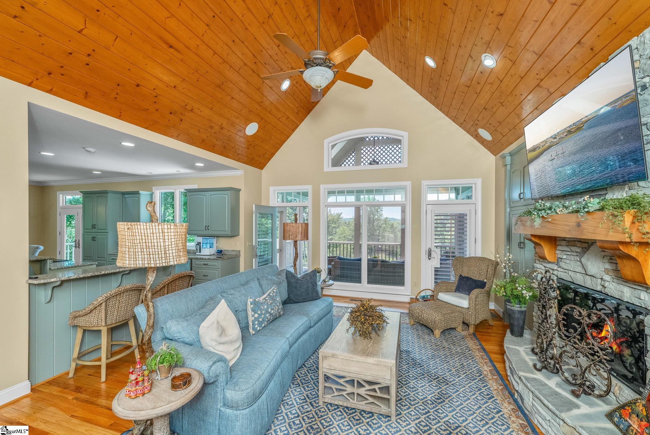 120 Links View Court Sunset, SC 29685
