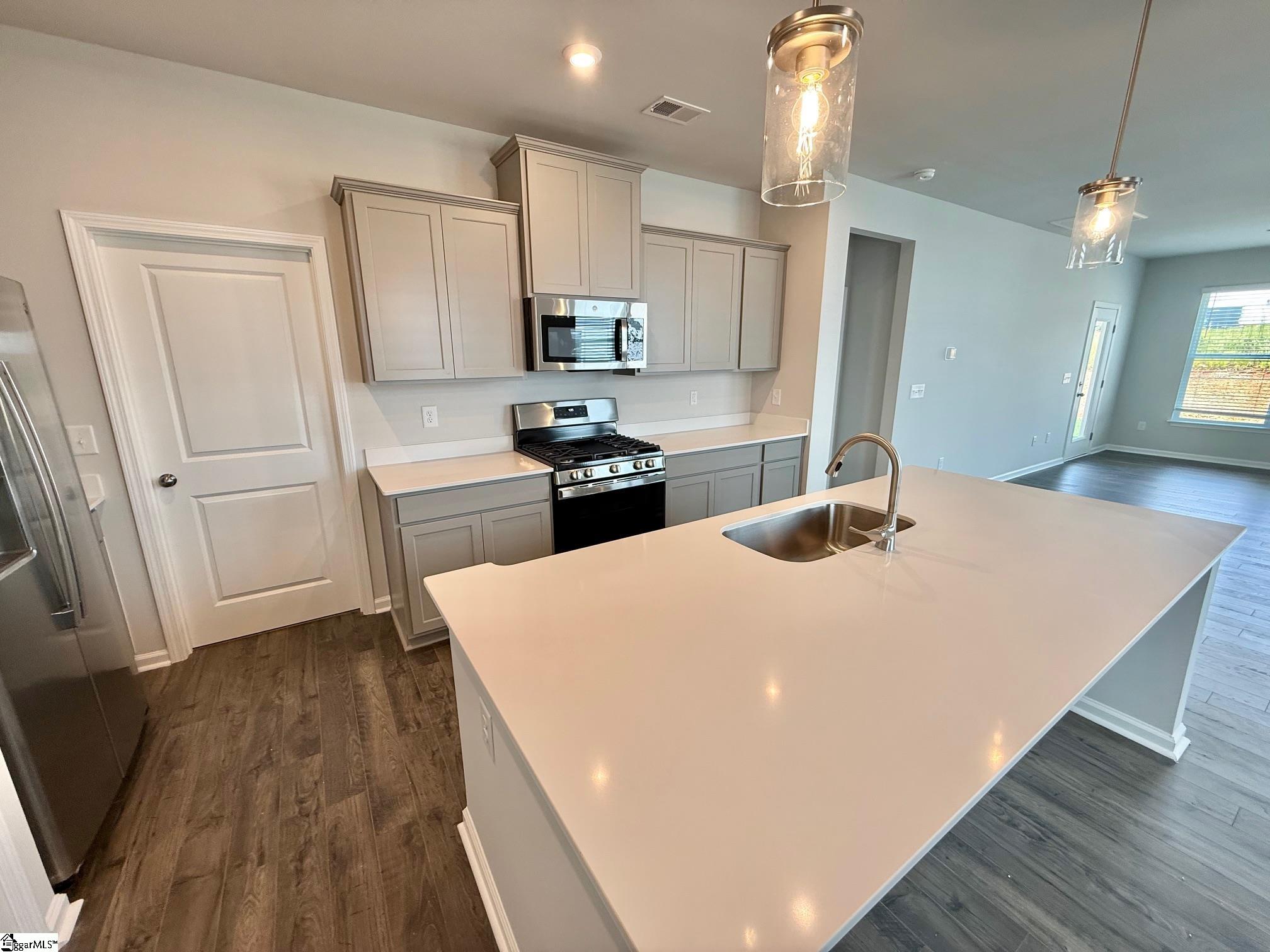 1816 Bershire Lane Spartanburg, SC 29303