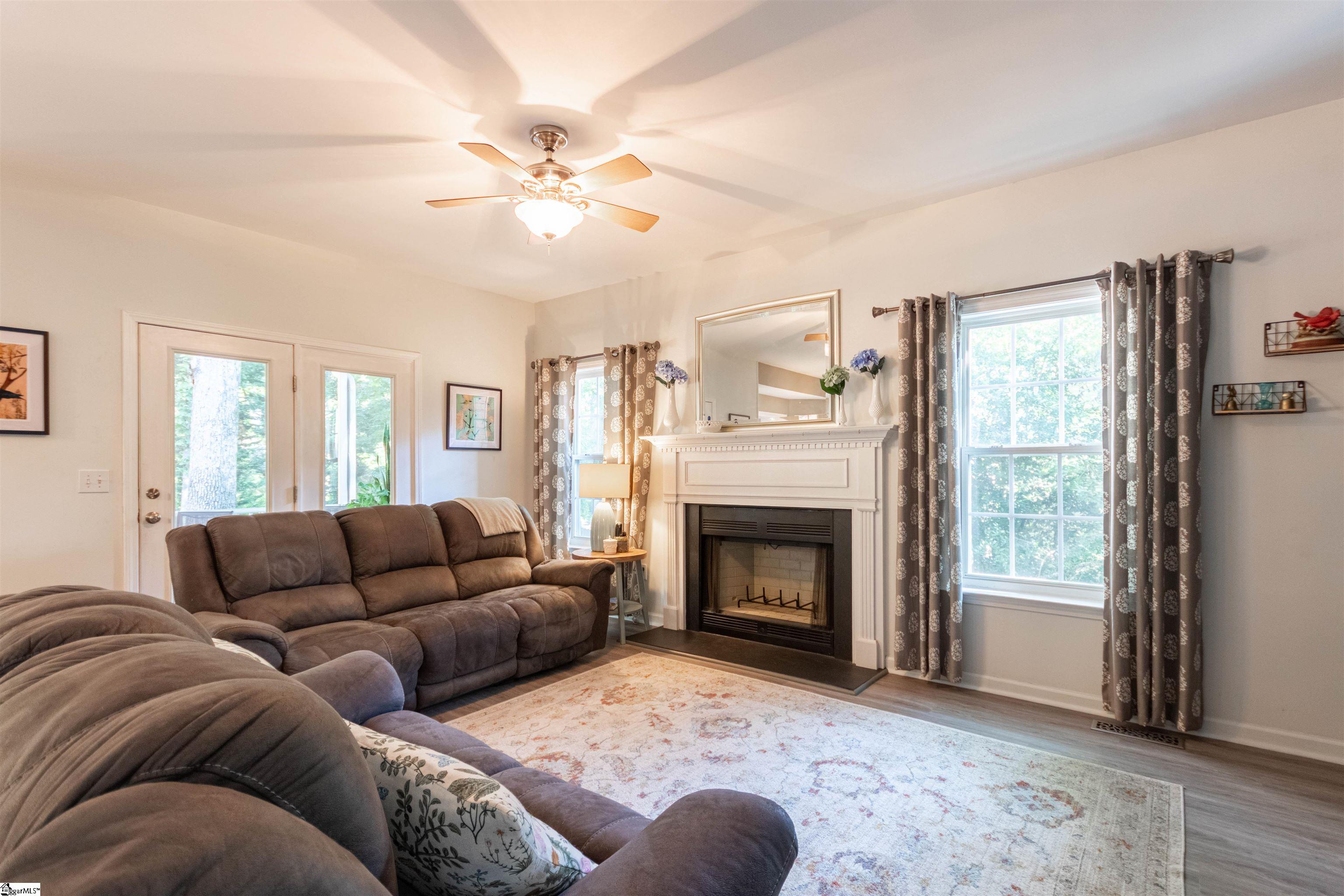 17 Angel Wing Court Taylors, SC 29687