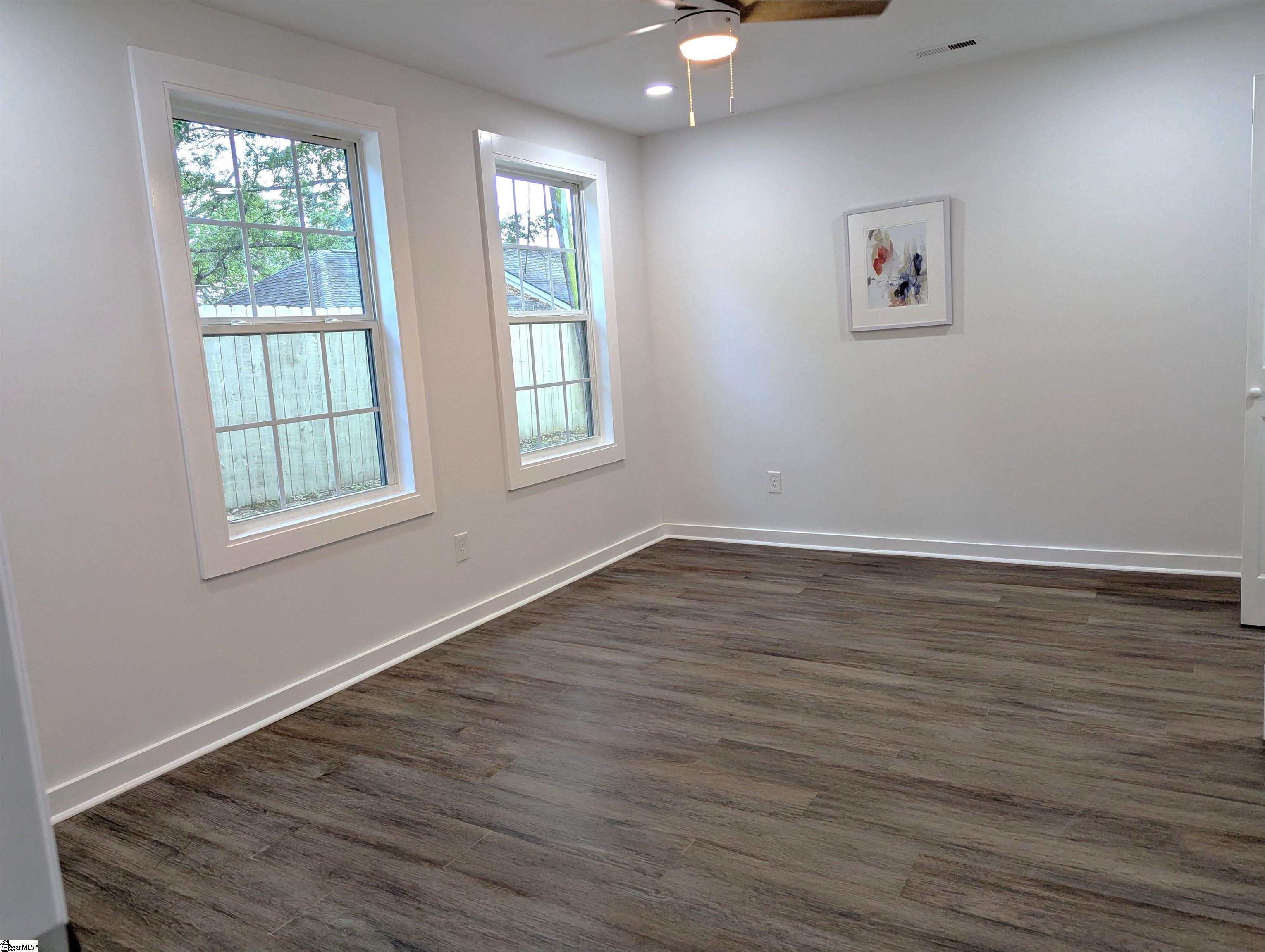 2115 Oakhurst Circle Spartanburg, SC 29302