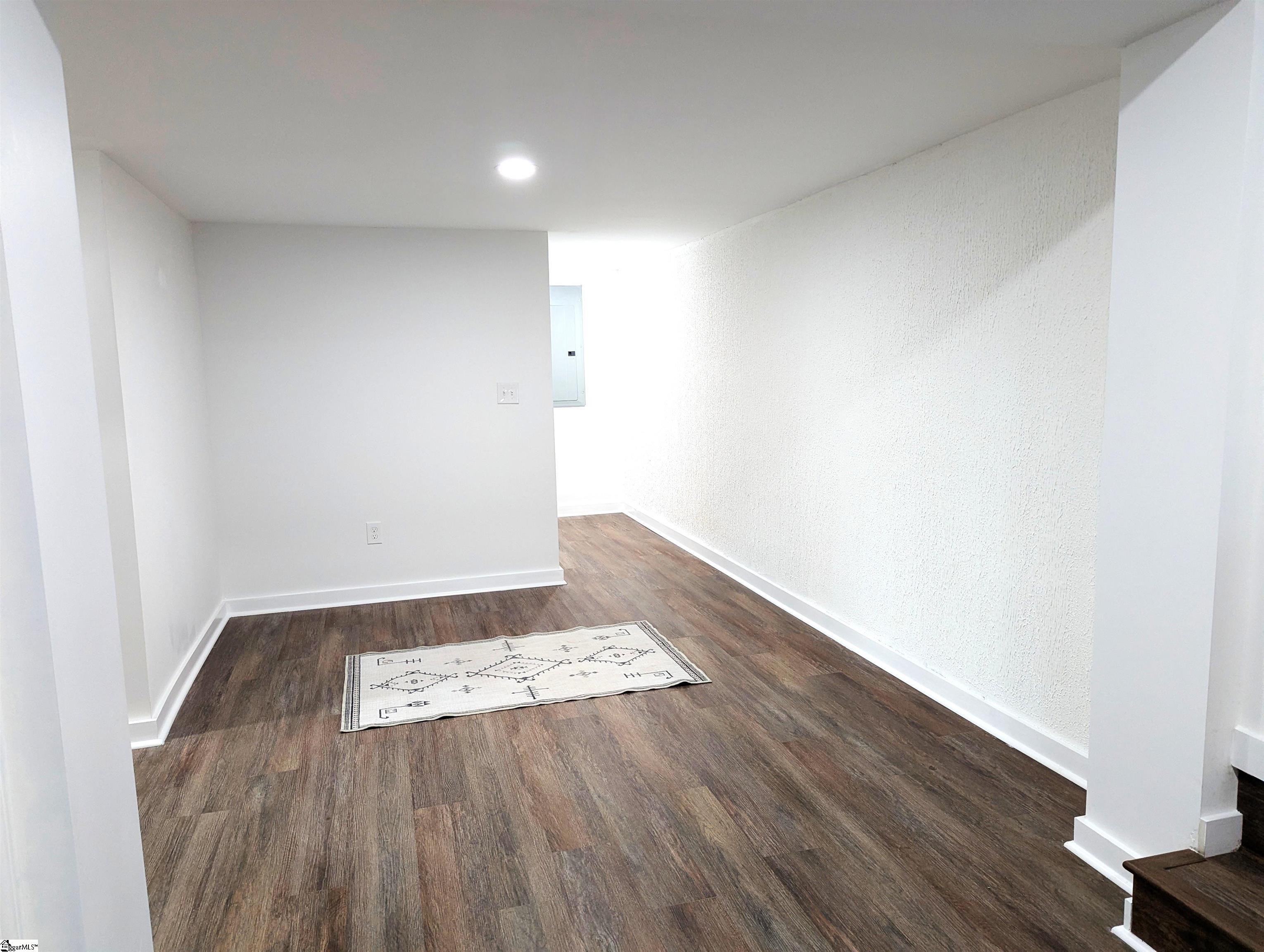 2115 Oakhurst Circle Spartanburg, SC 29302