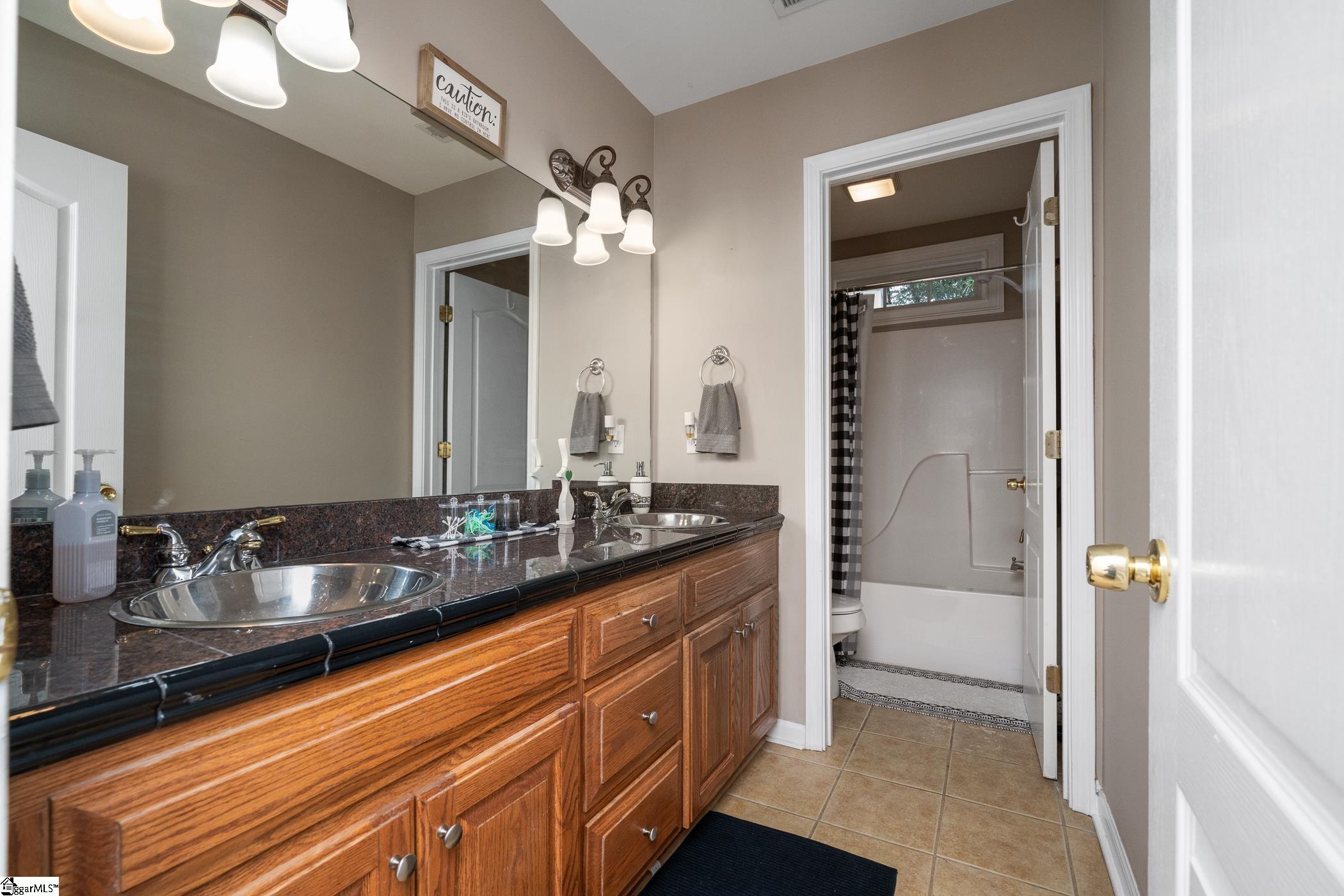 302 Whisper Walk Way Fountain Inn, SC 29644
