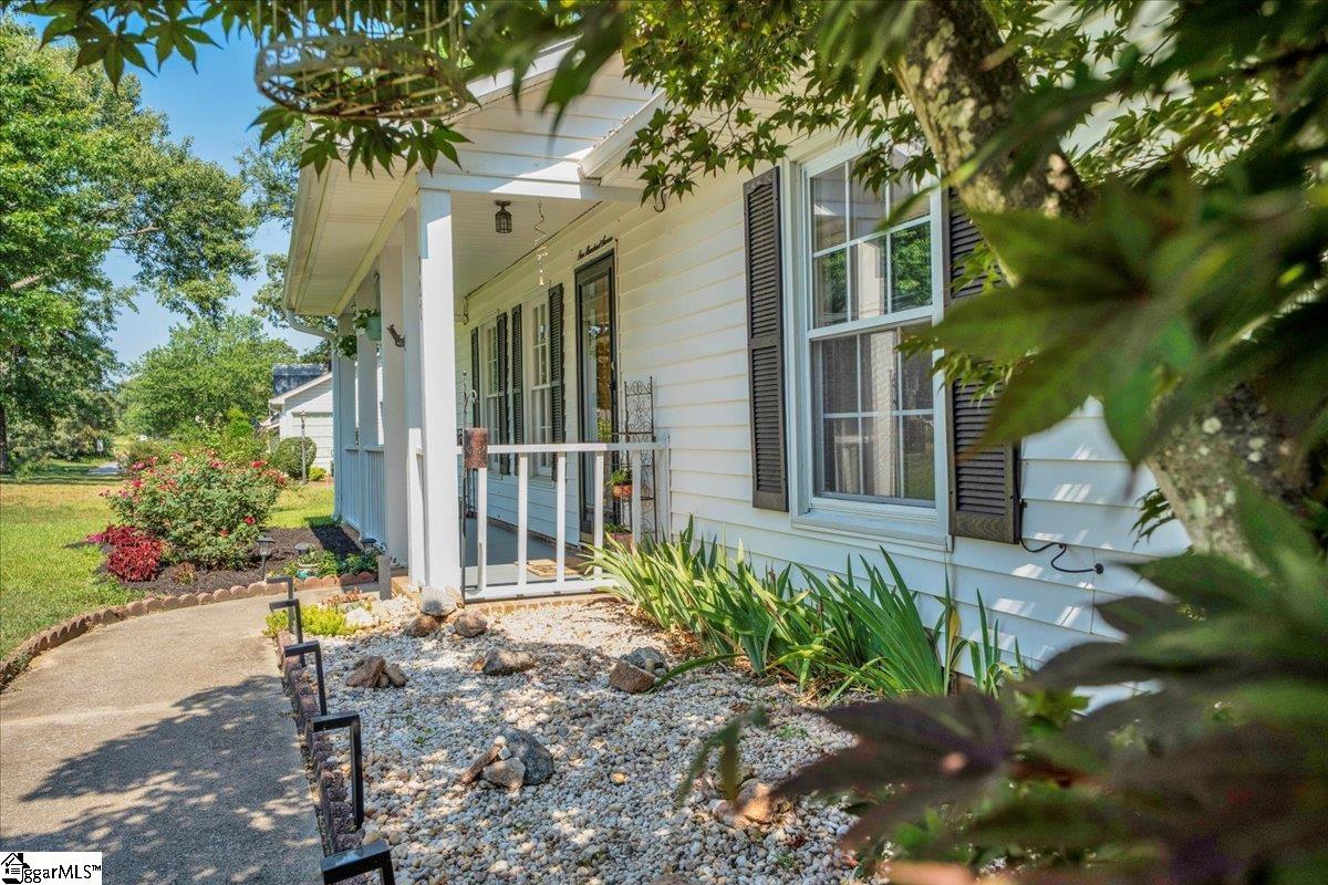 107 Gray Fox Square Greenville, SC 29687