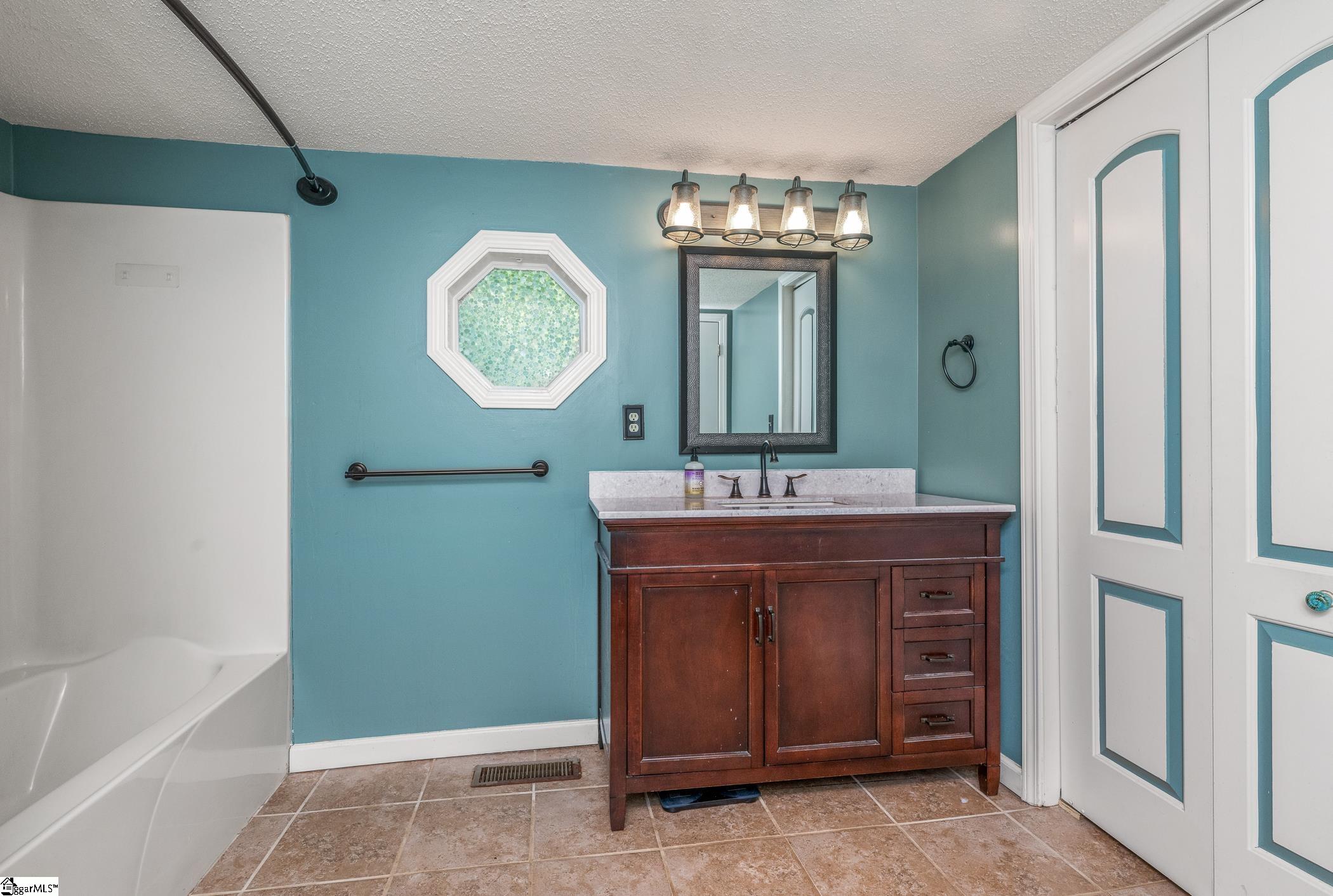 200 Maplecroft Street Liberty, SC 29657