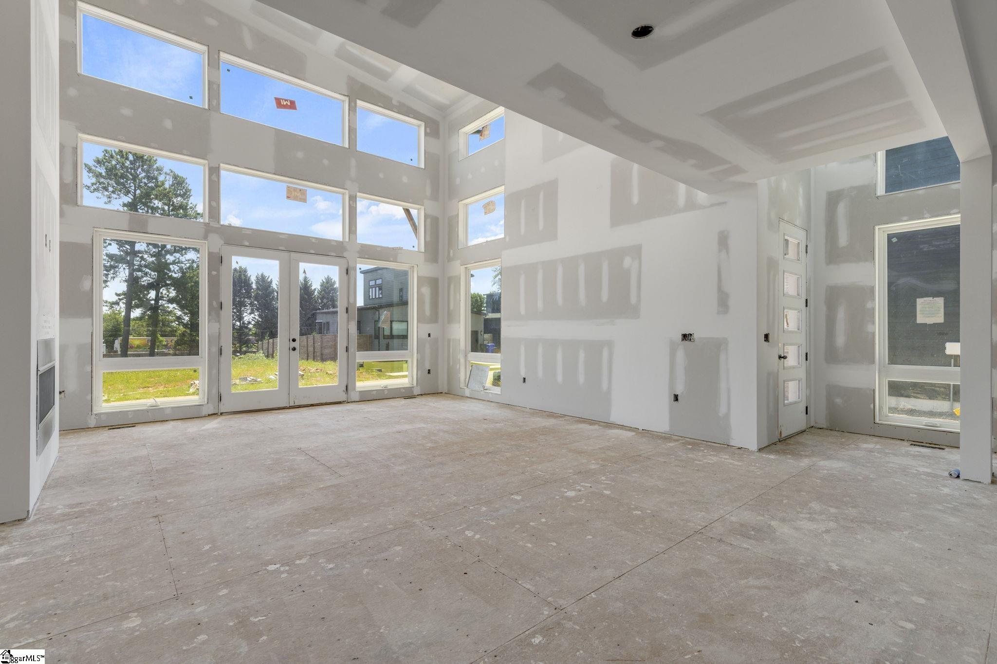 8 Village Crest Drive Greenville, SC 29607
