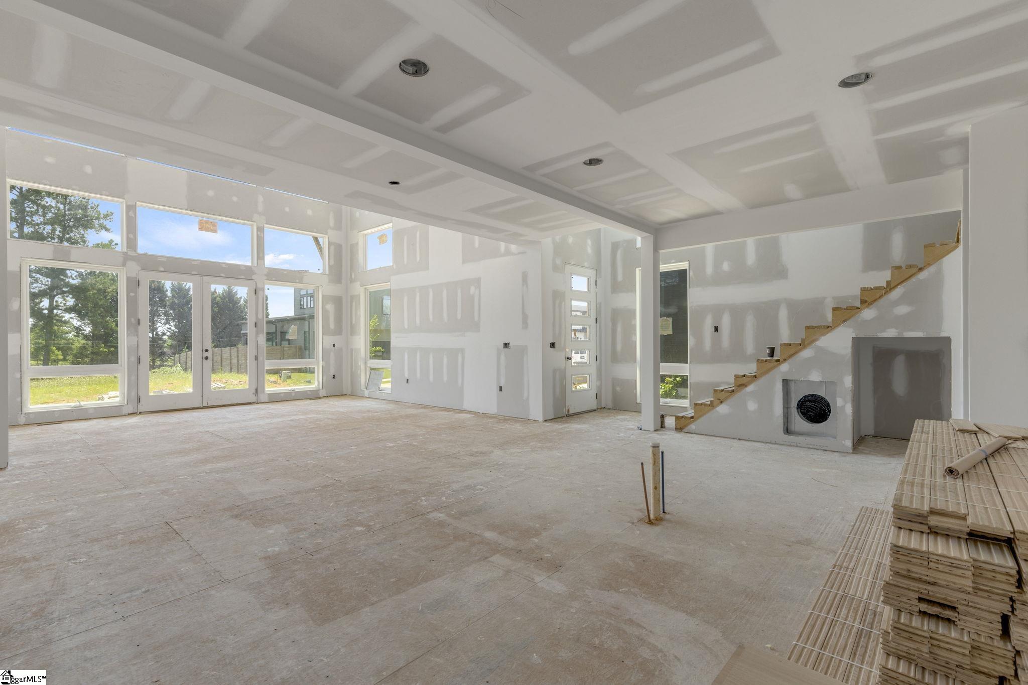 8 Village Crest Drive Greenville, SC 29607