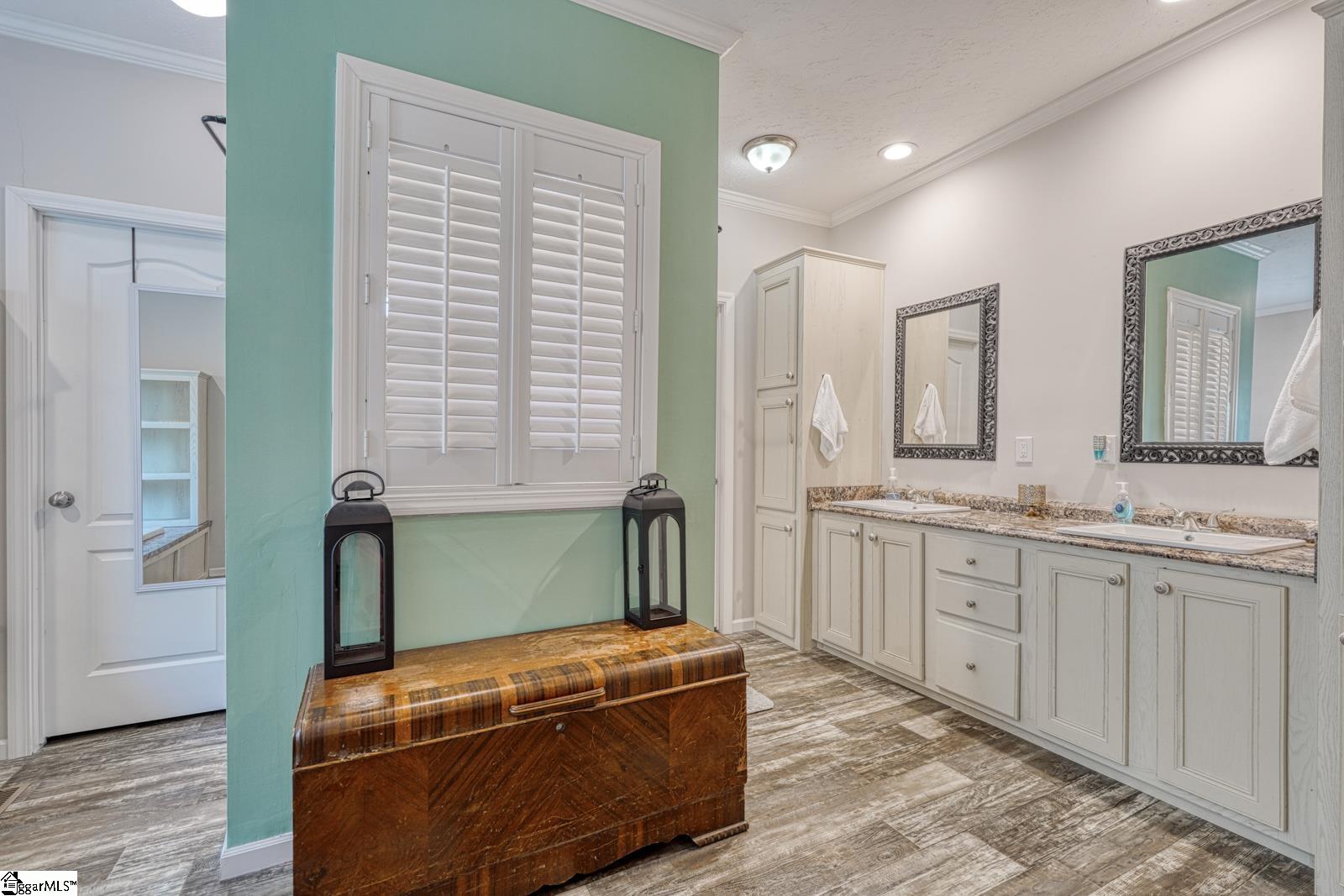 39 Gibson Road Greenville, SC 29617