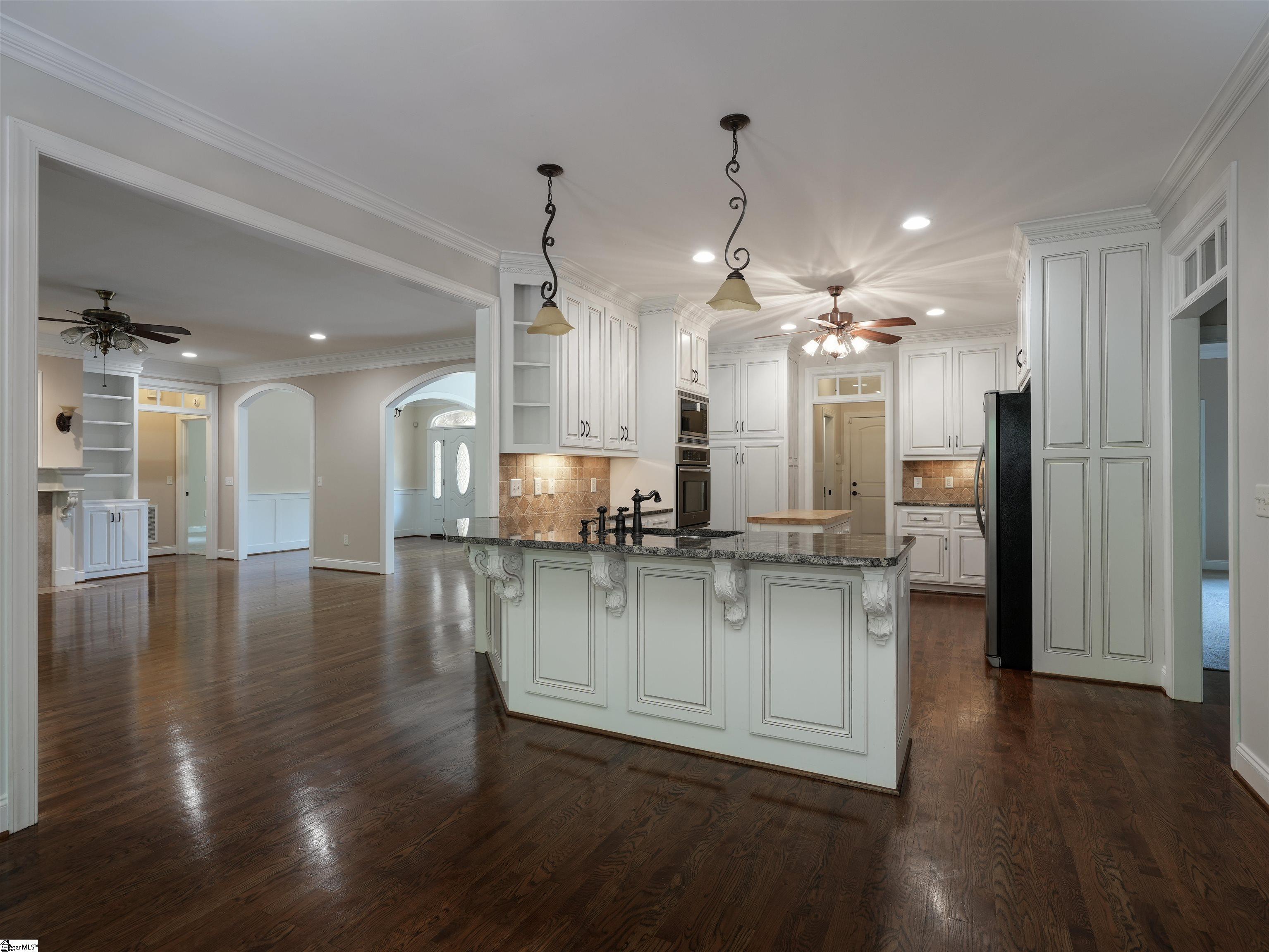 124 Bentwater Trail Simpsonville, SC 29680