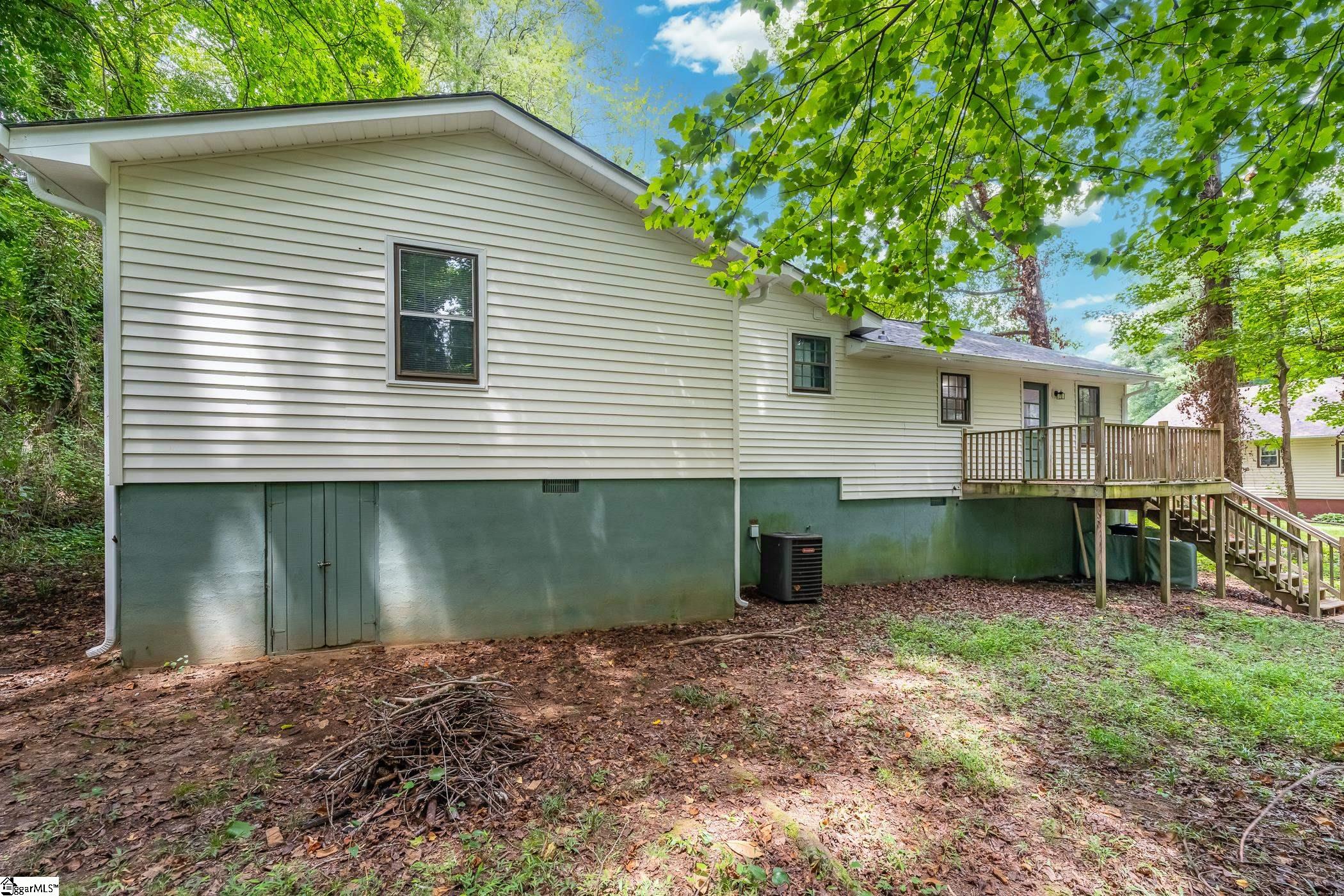 109 Elcon Drive Greer, SC 29650