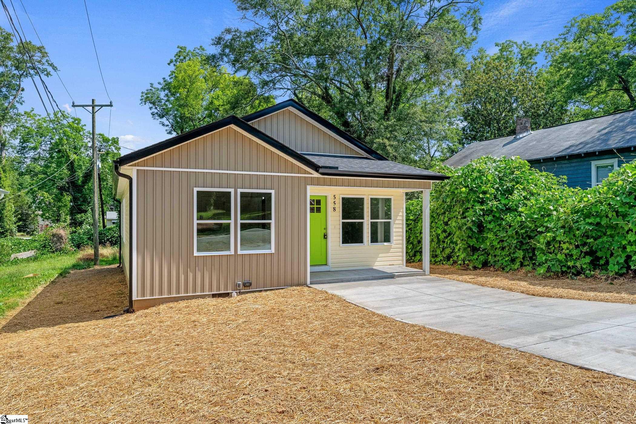 558 S Center Street Spartanburg, SC 29301