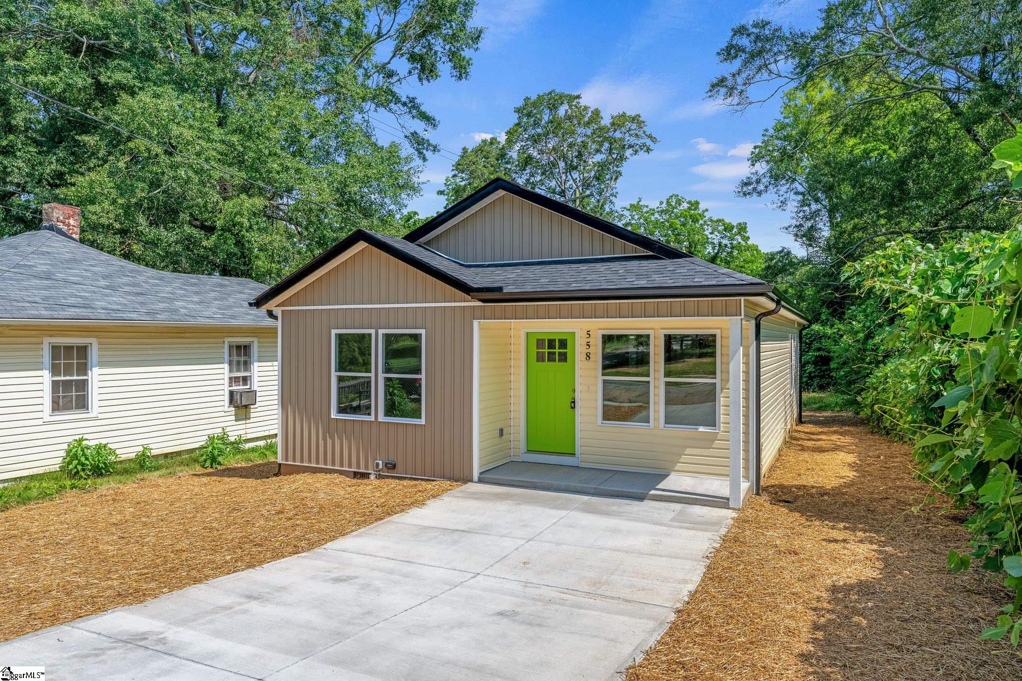 558 S Center Street Spartanburg, SC 29301